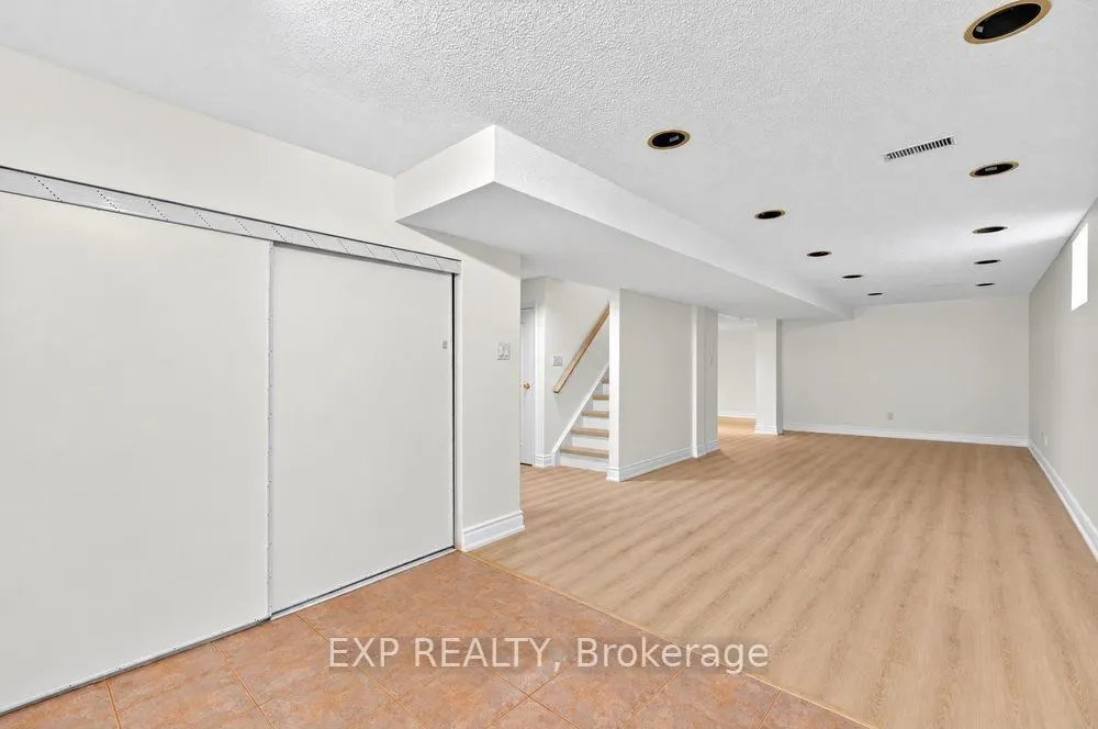 219 Hopecrest Road