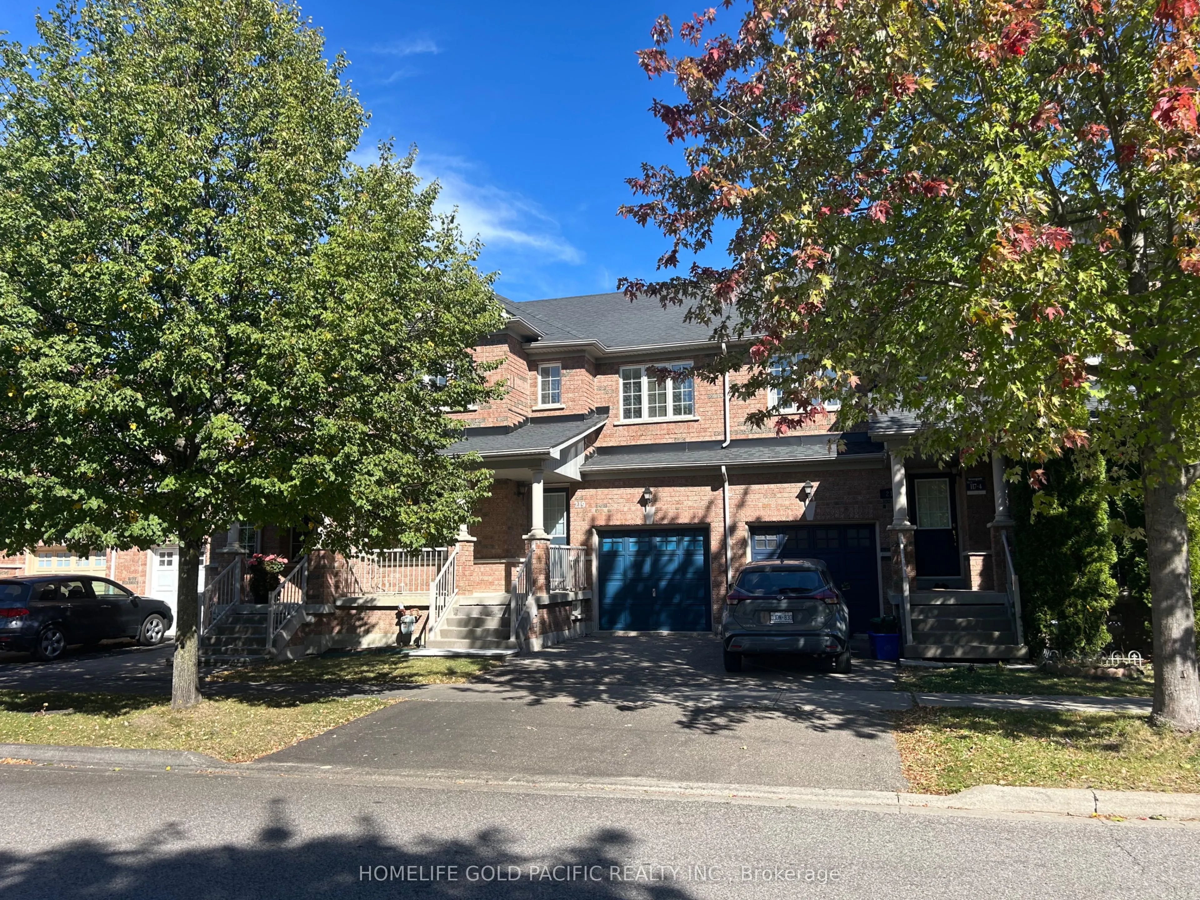 219 Hammersly Boulevard