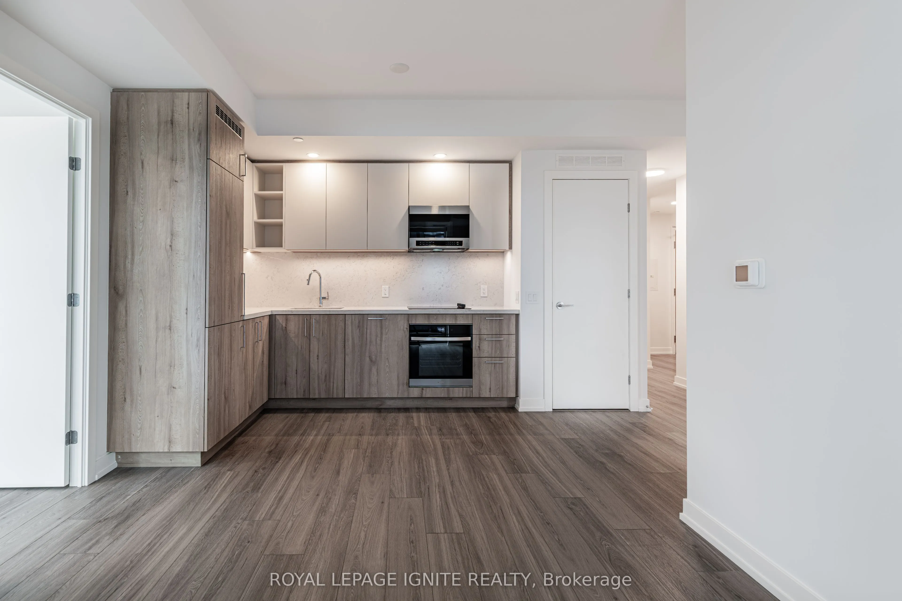 5 Meadowdale Road #2208