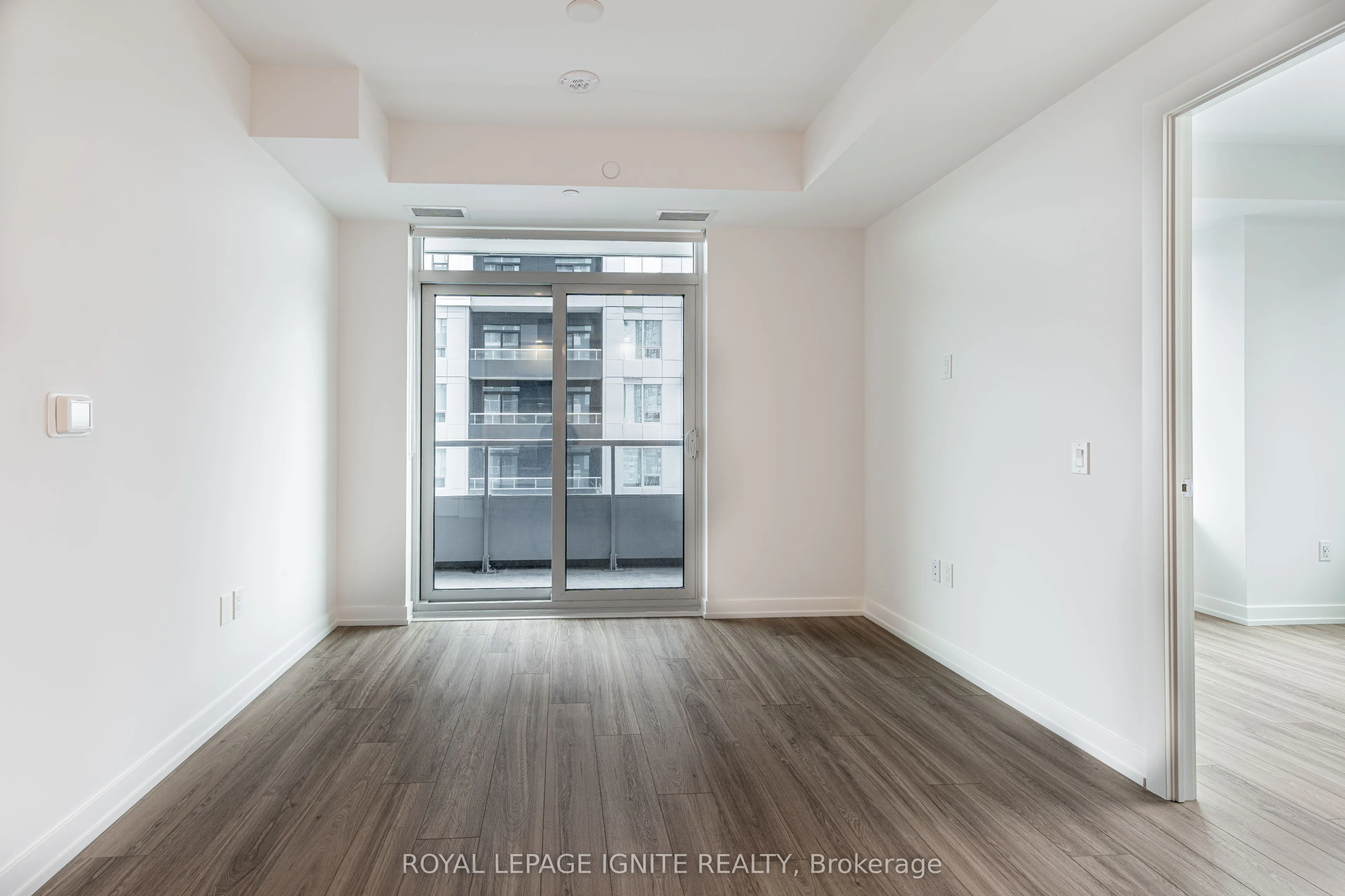 5 Meadowdale Road #2208