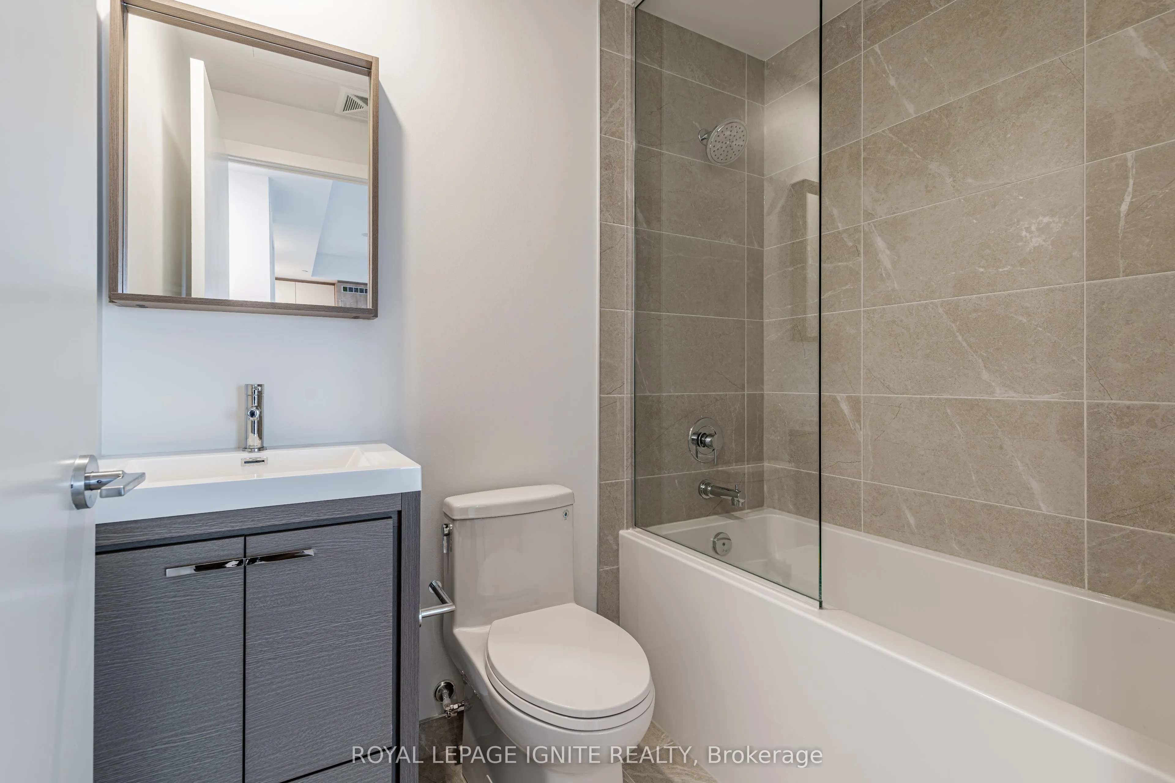 5 Meadowdale Road #2208