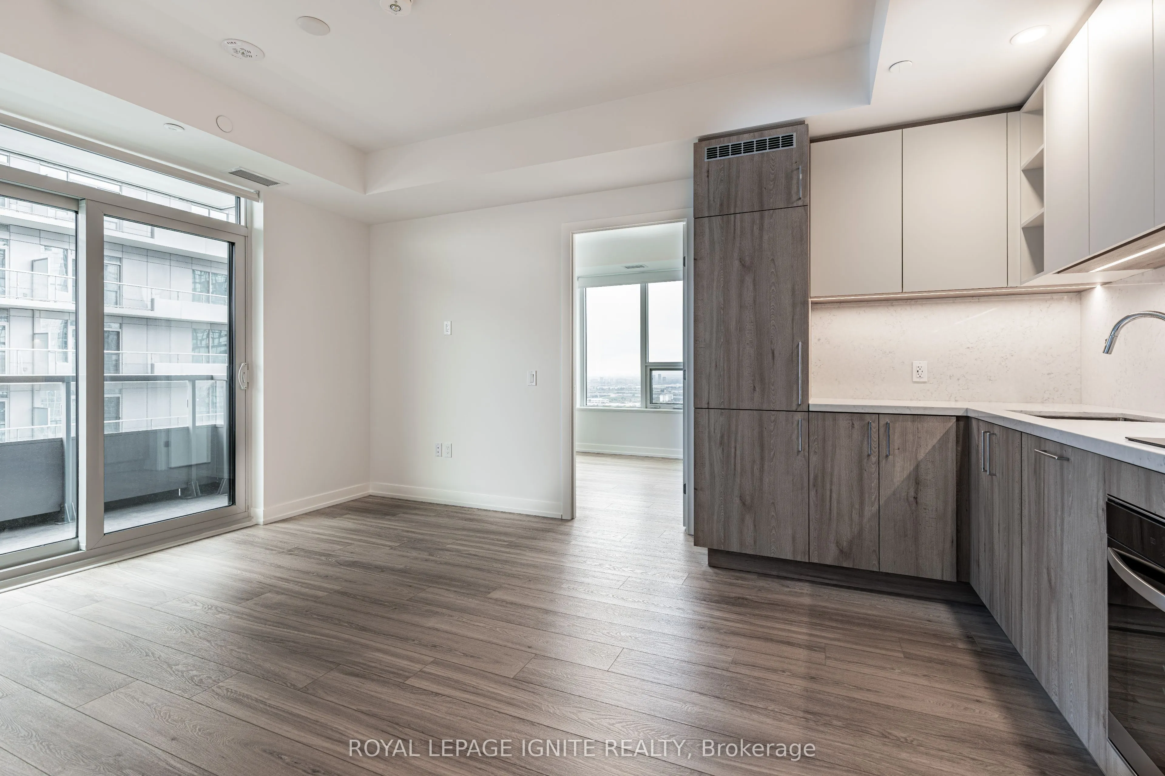5 Meadowdale Road #2208