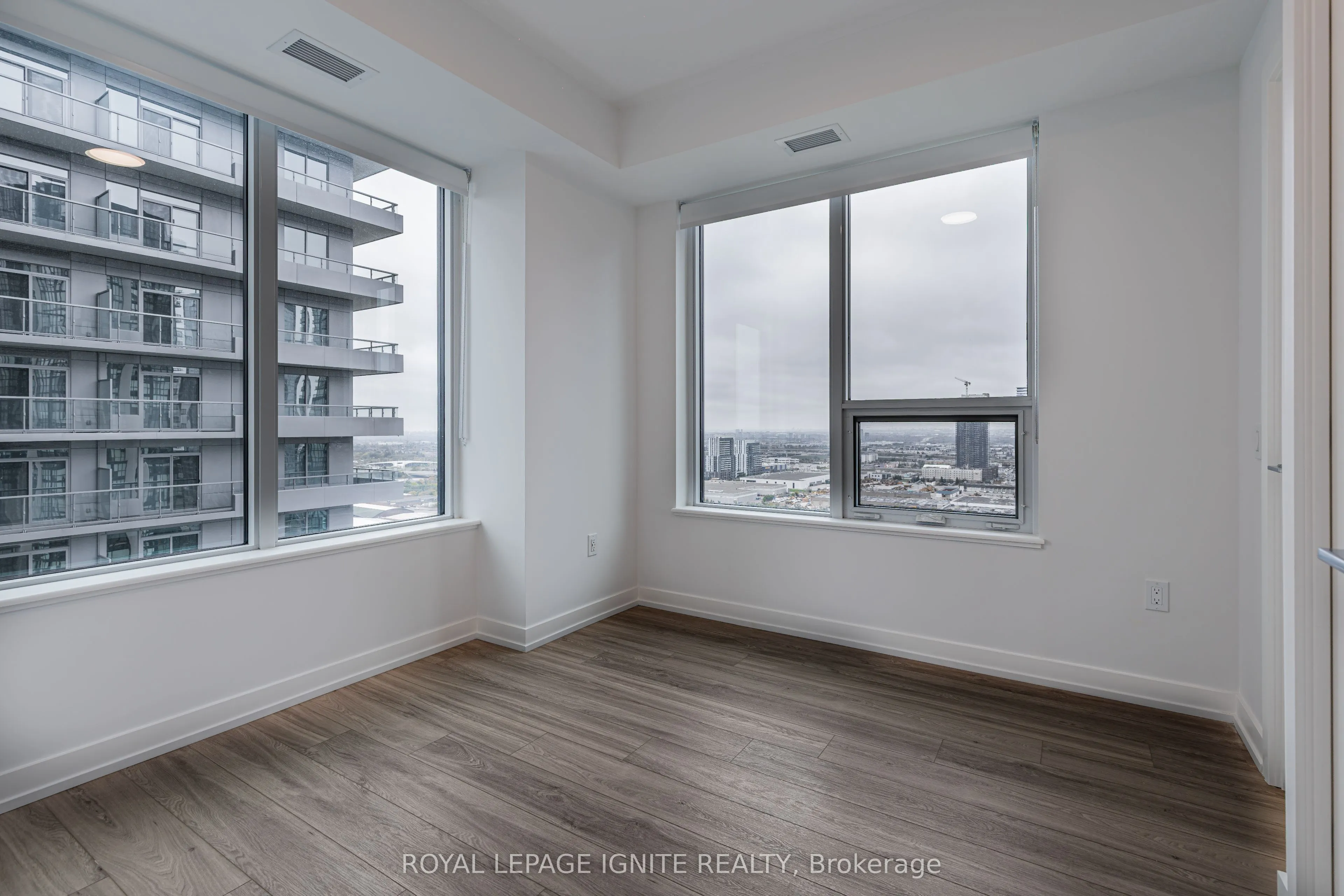 5 Meadowdale Road #2208