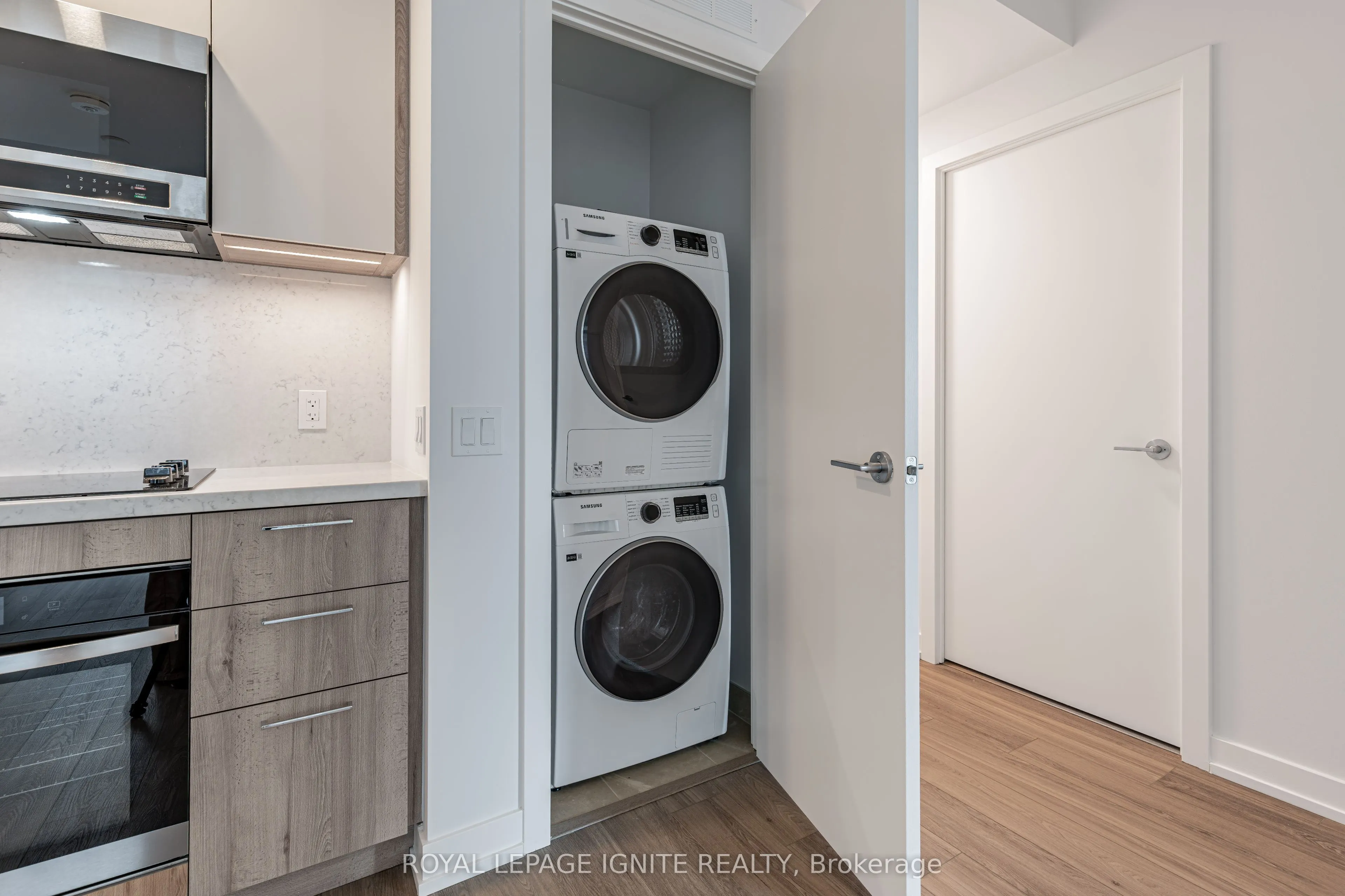 5 Meadowdale Road #2208
