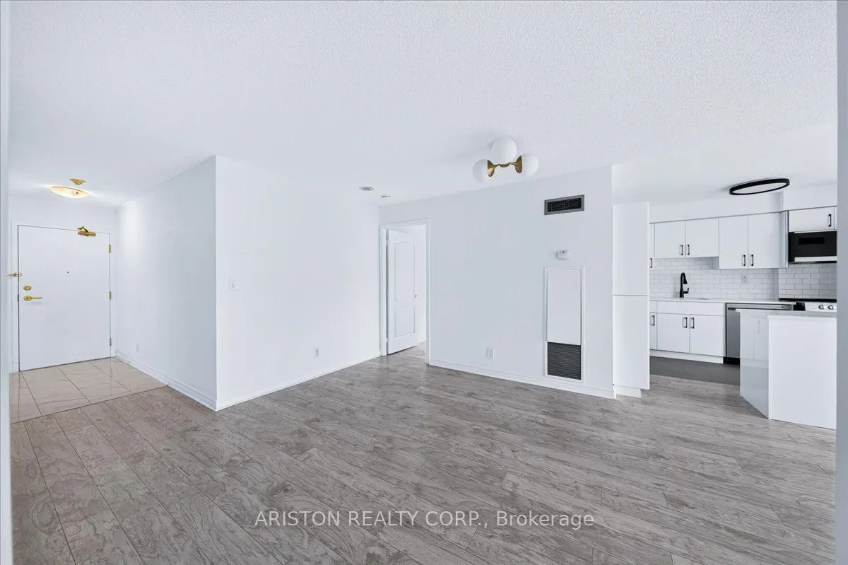 745 New Westminster Drive #409