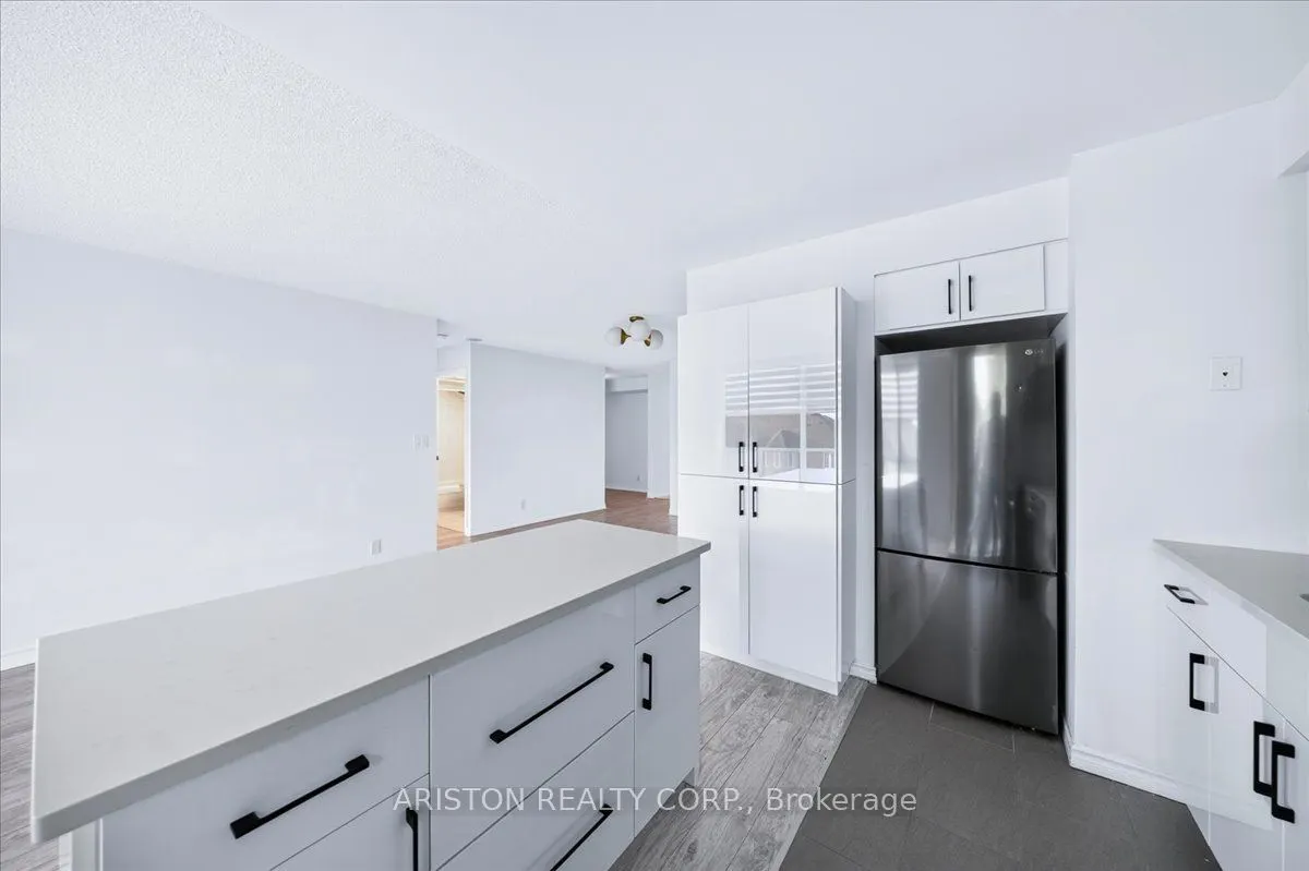 745 New Westminster Drive #409