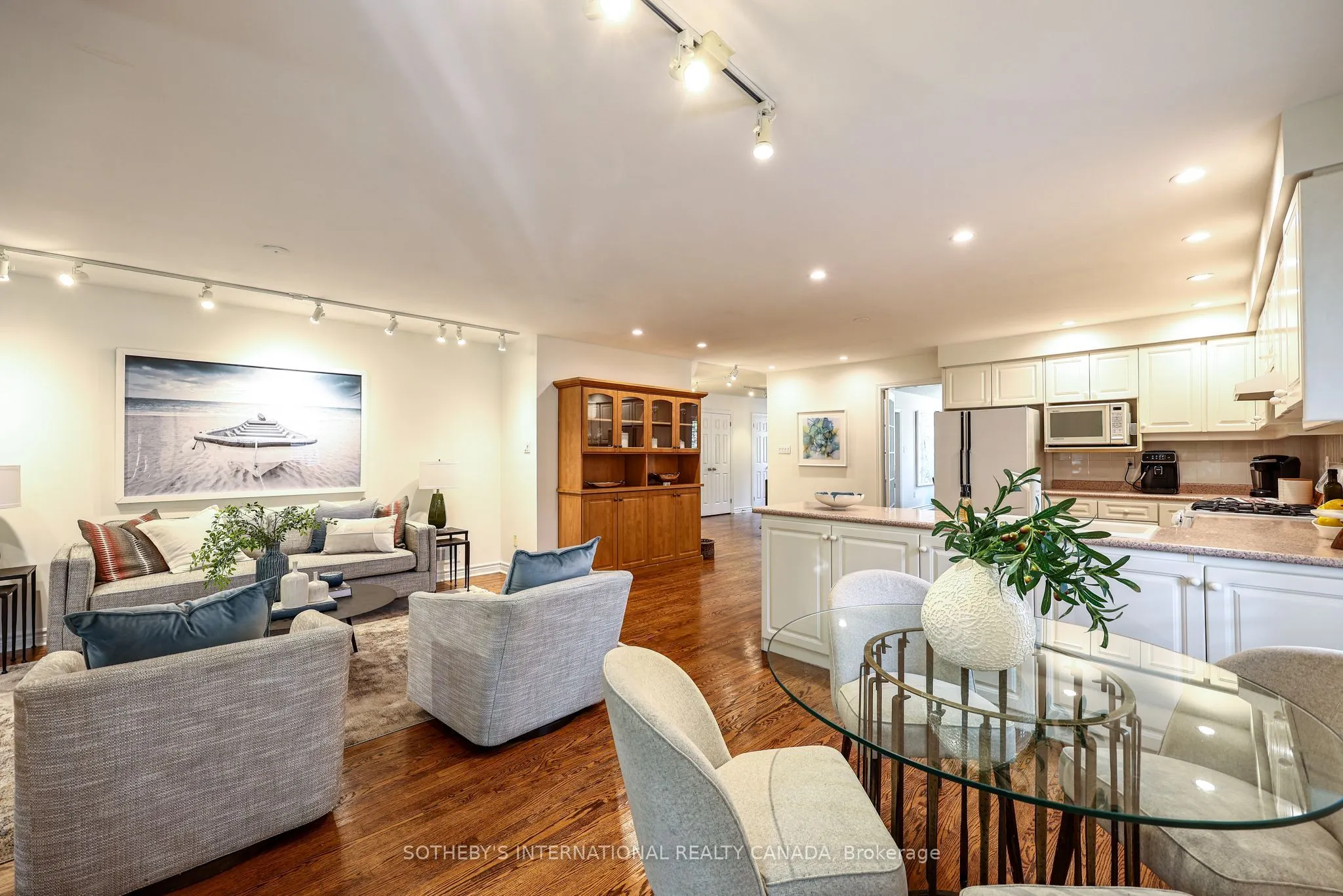 33 Captain Armstrong Lane