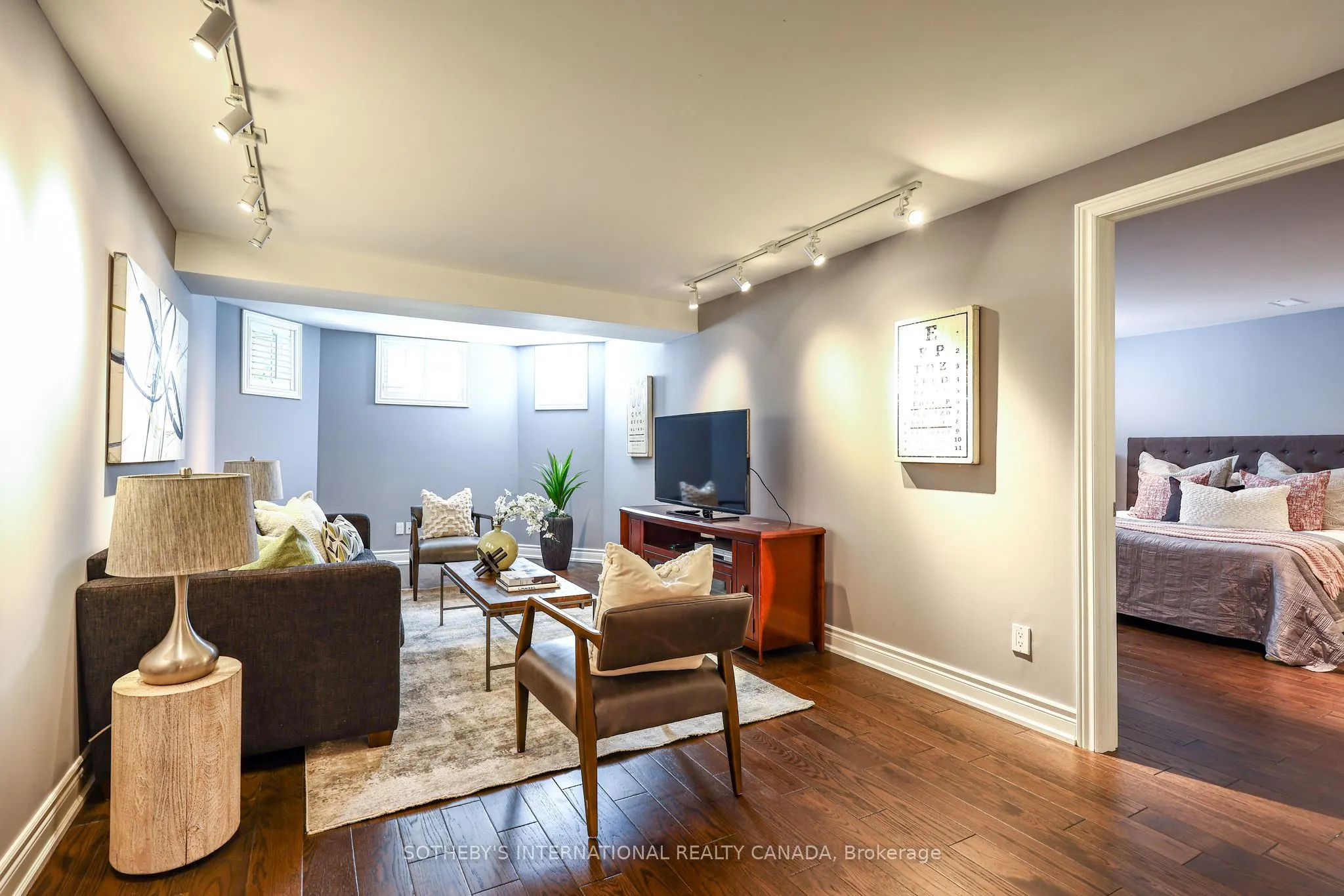 33 Captain Armstrong Lane