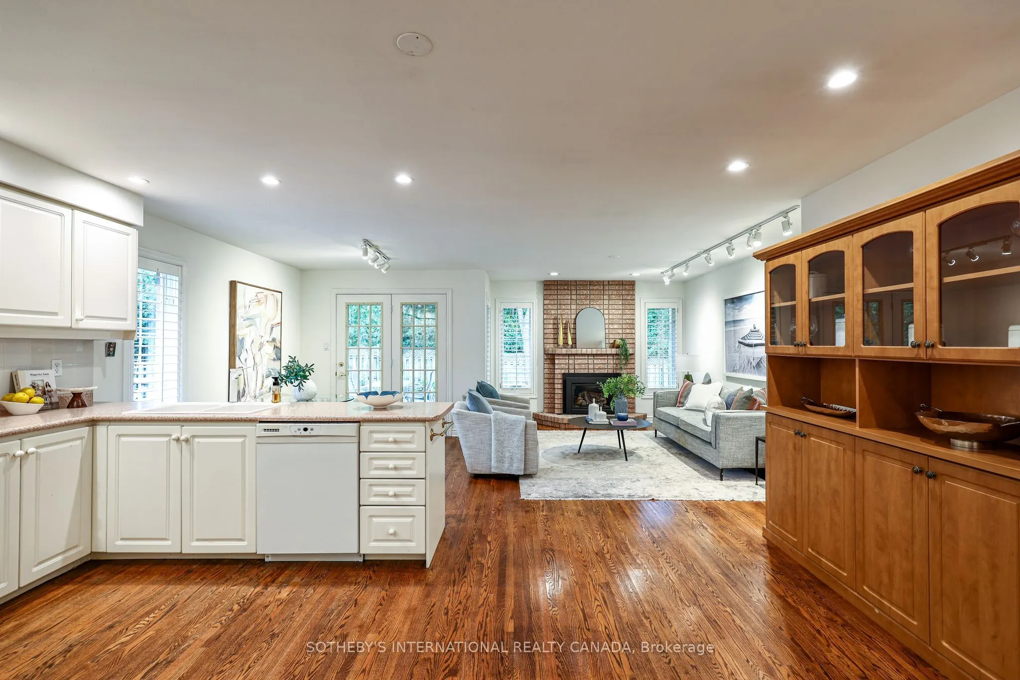33 Captain Armstrong Lane