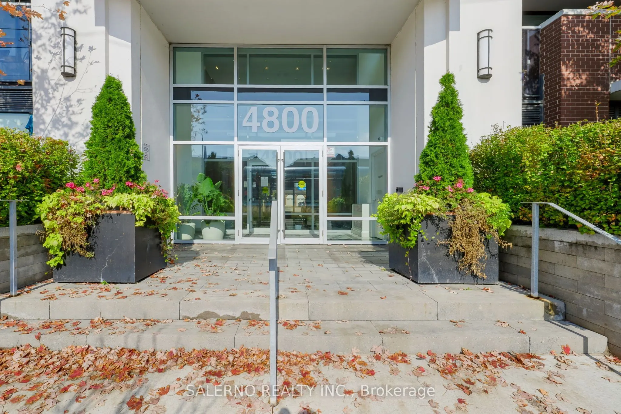 4800 Highway 7 #709