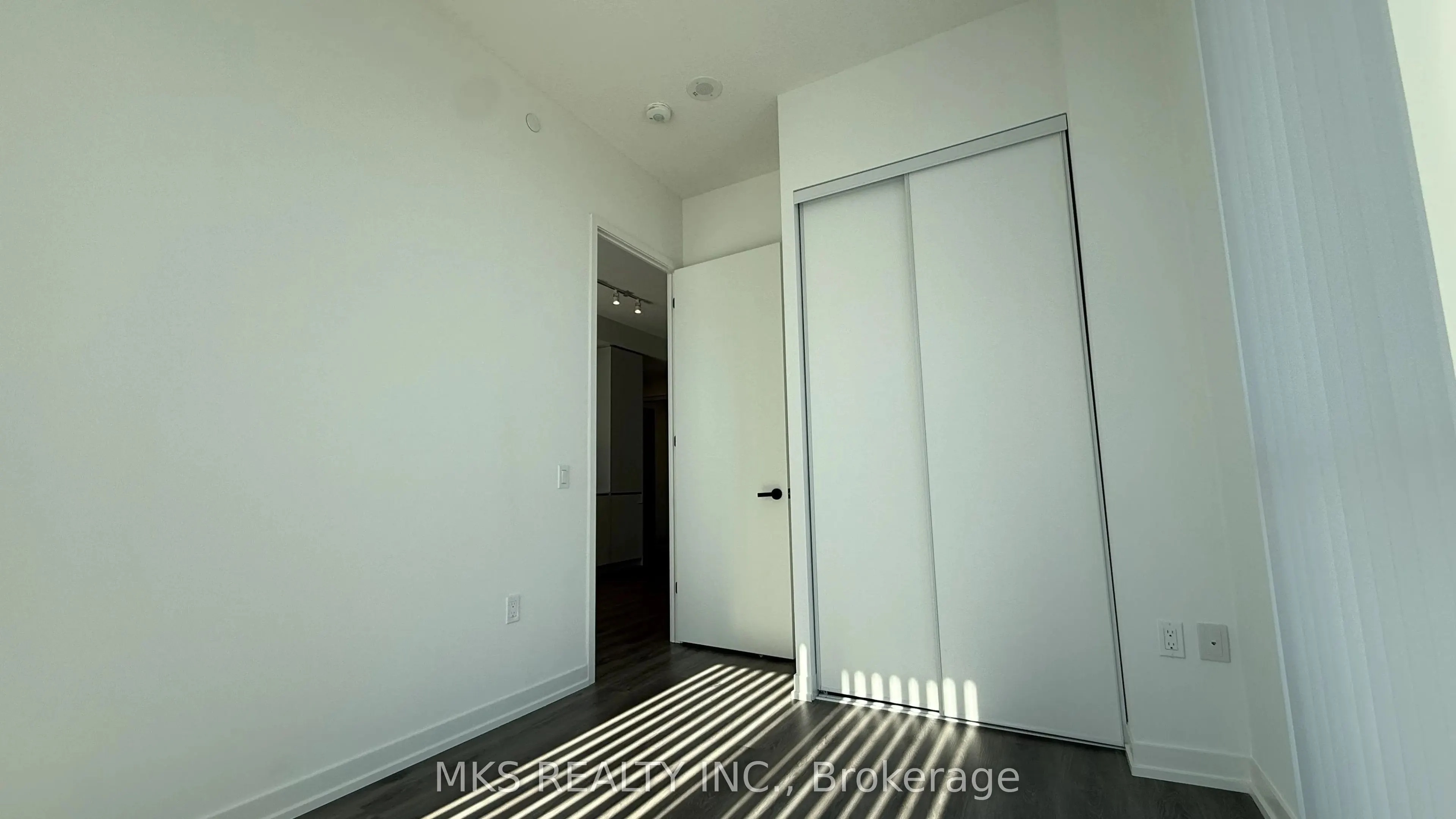 28 Interchange Way #4310