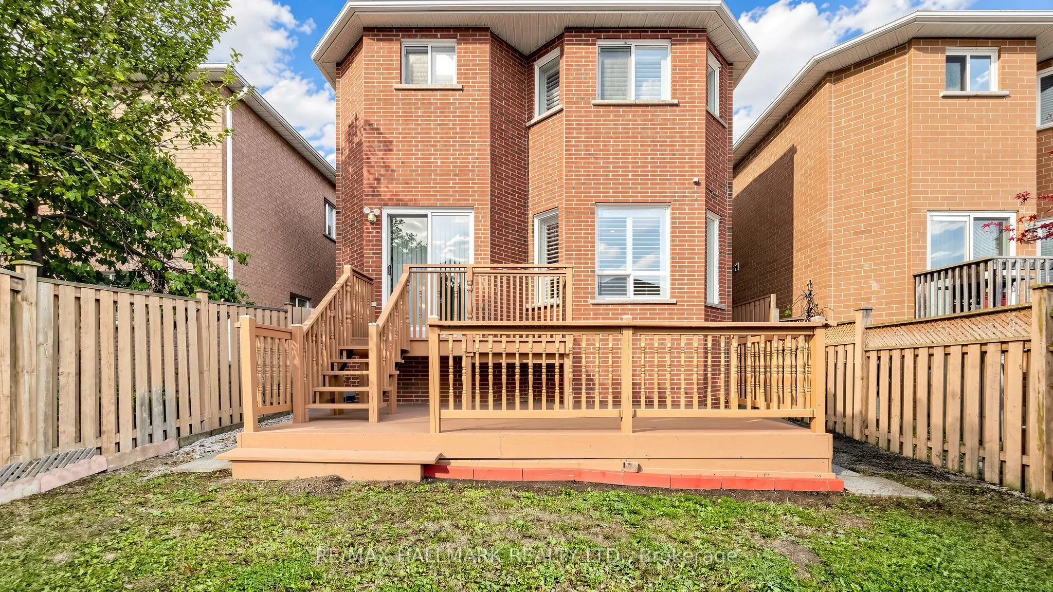 336 St Joan of Arc Avenue