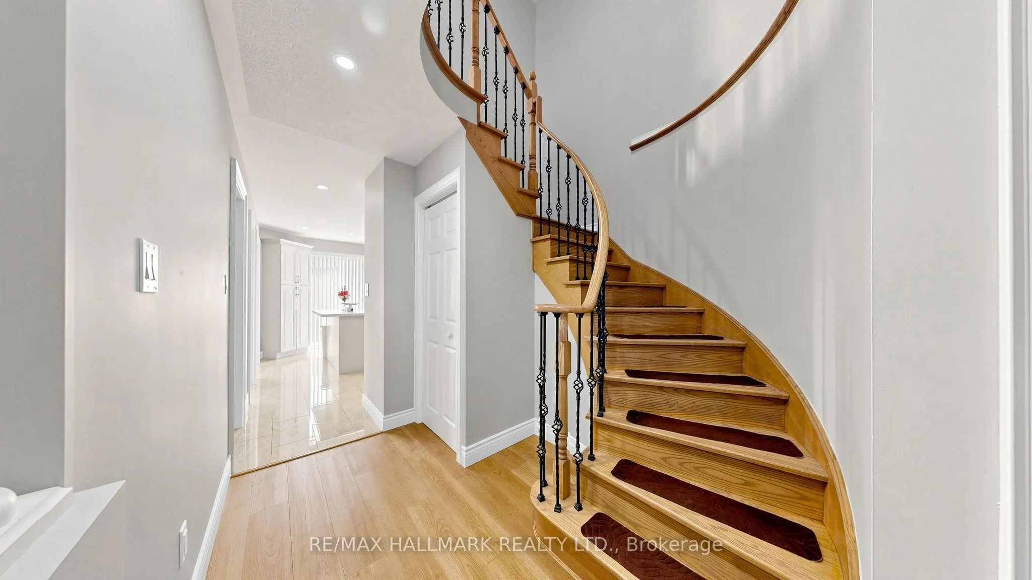 336 St Joan of Arc Avenue