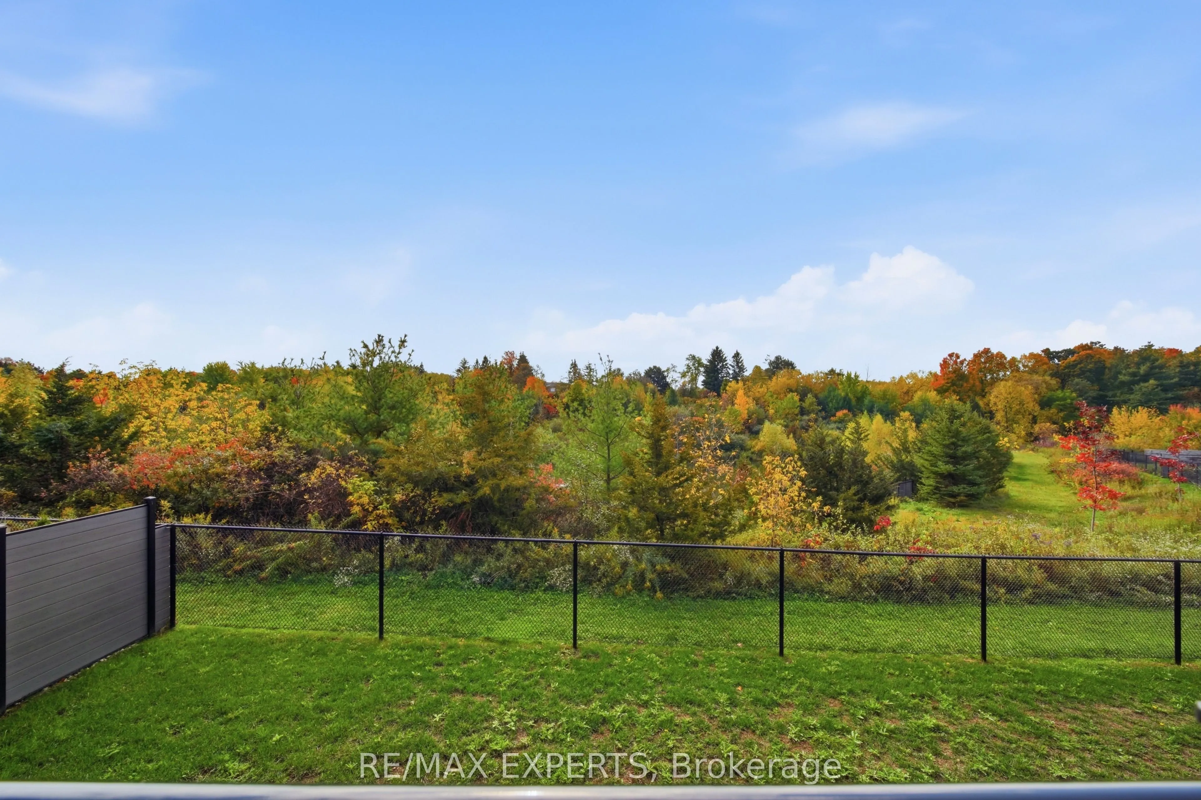211 Stormont Trail
