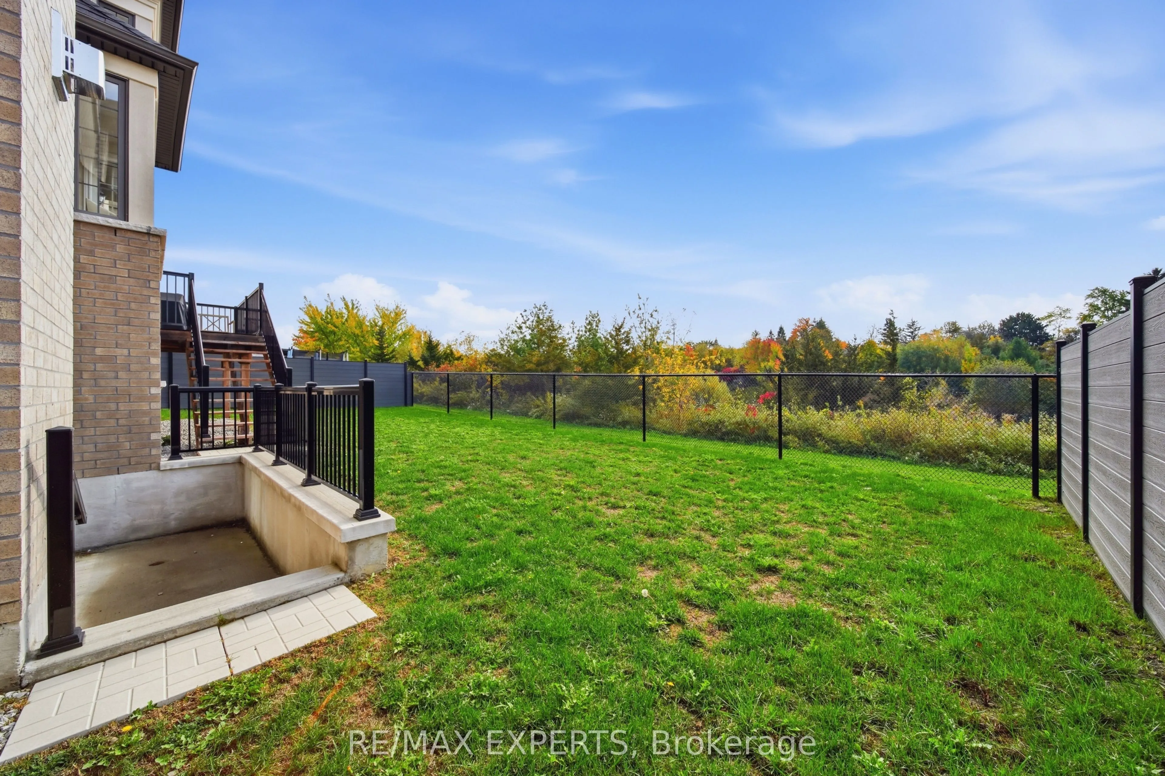 211 Stormont Trail
