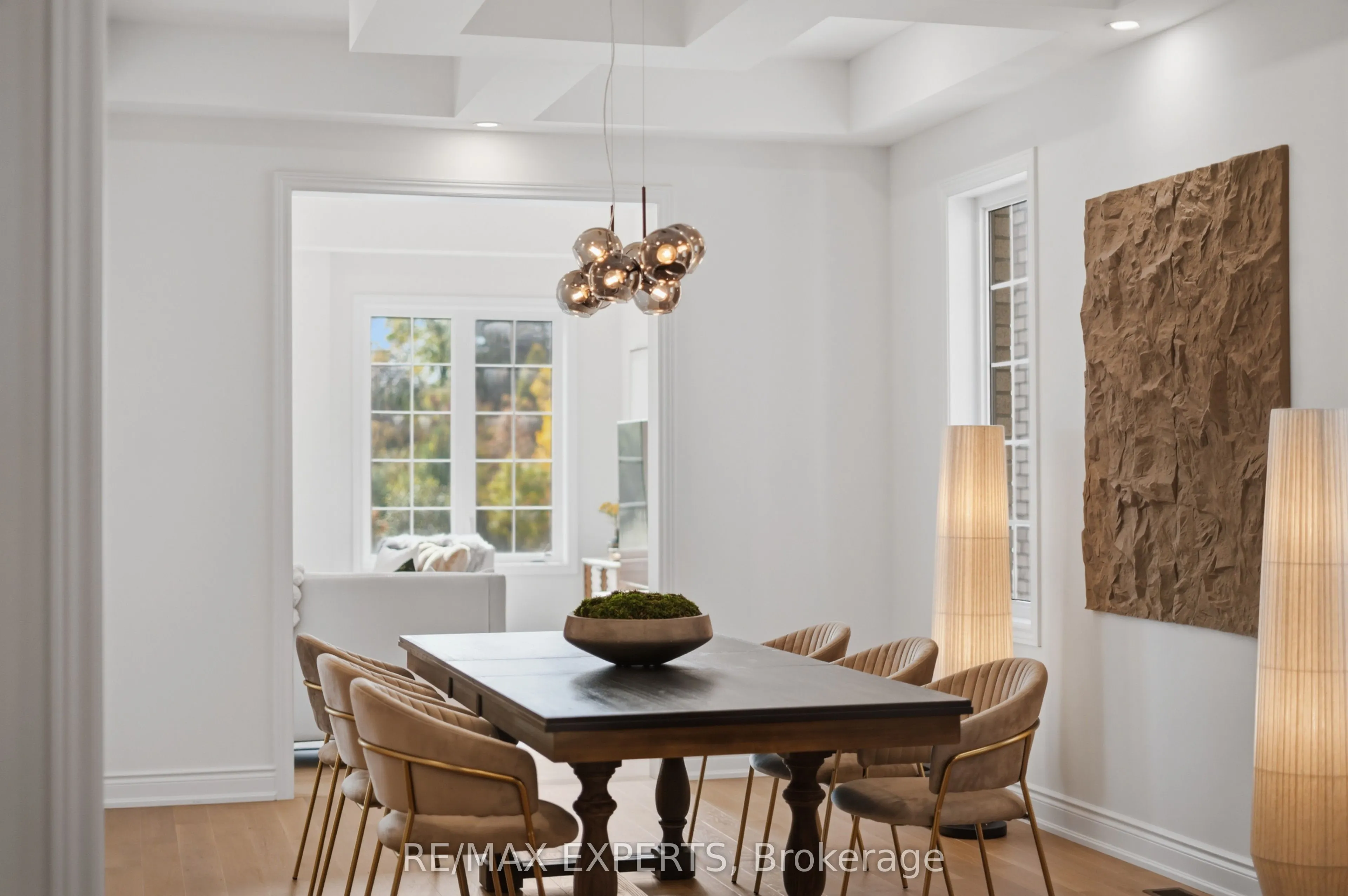 211 Stormont Trail