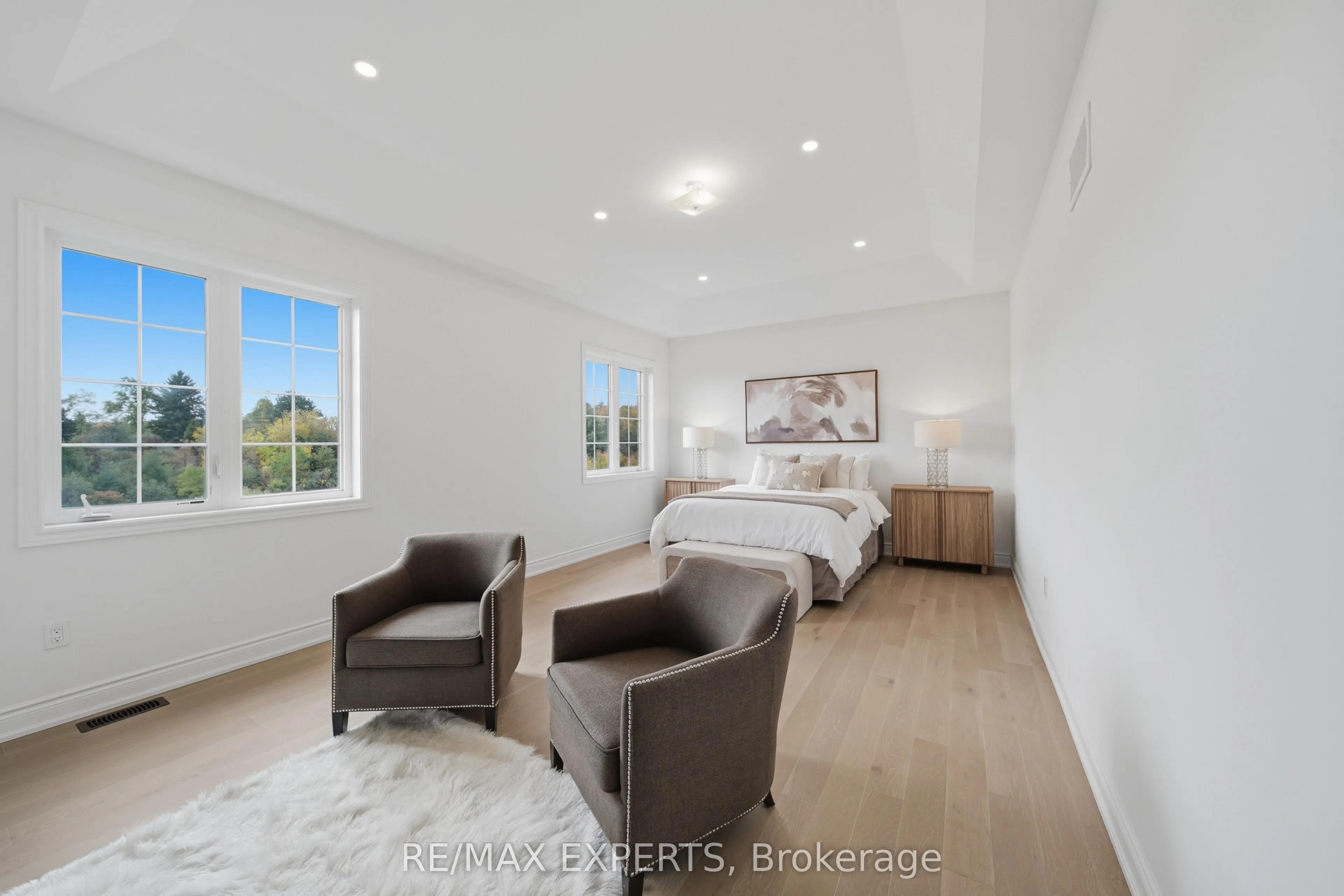 211 Stormont Trail