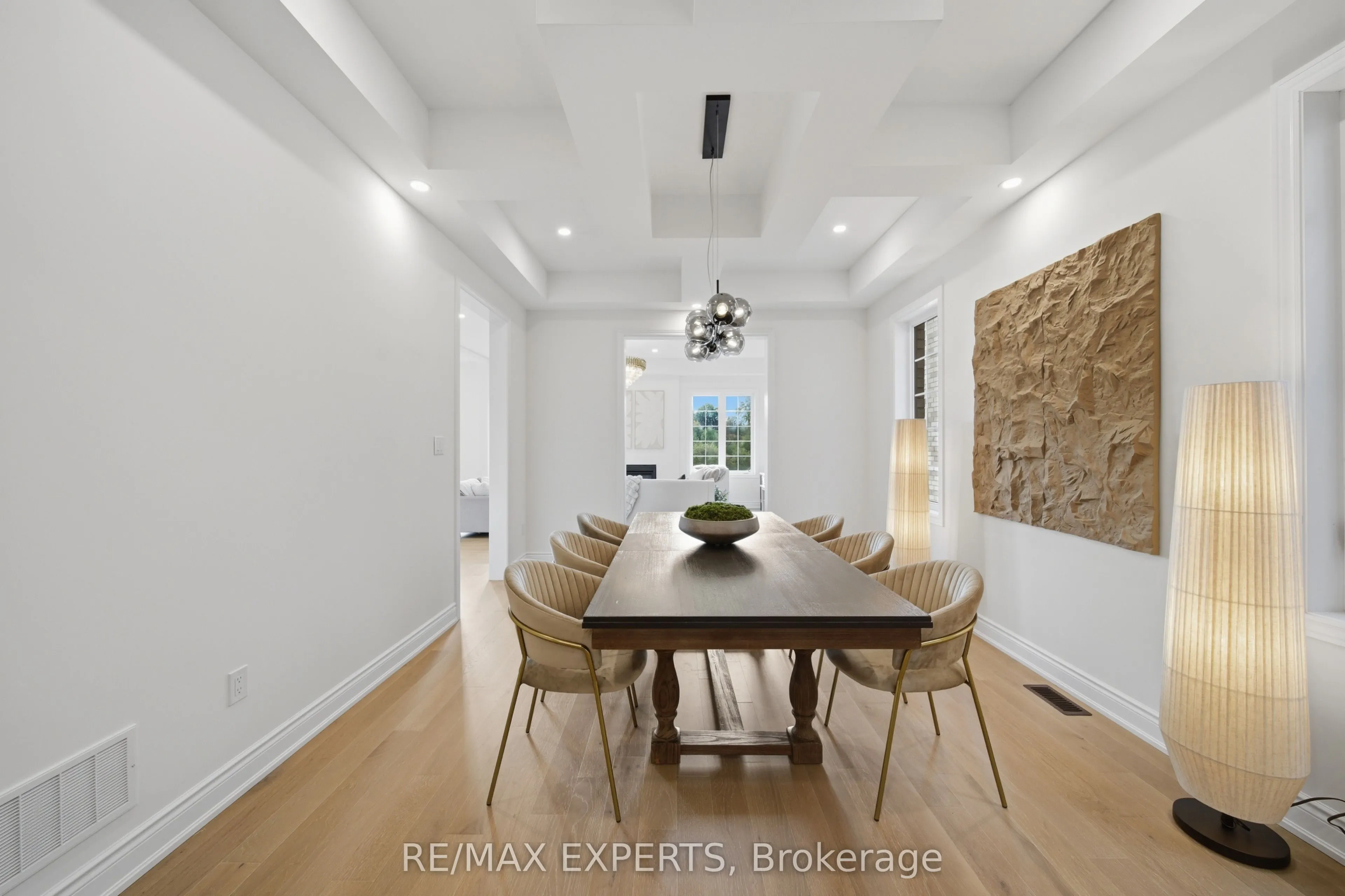 211 Stormont Trail