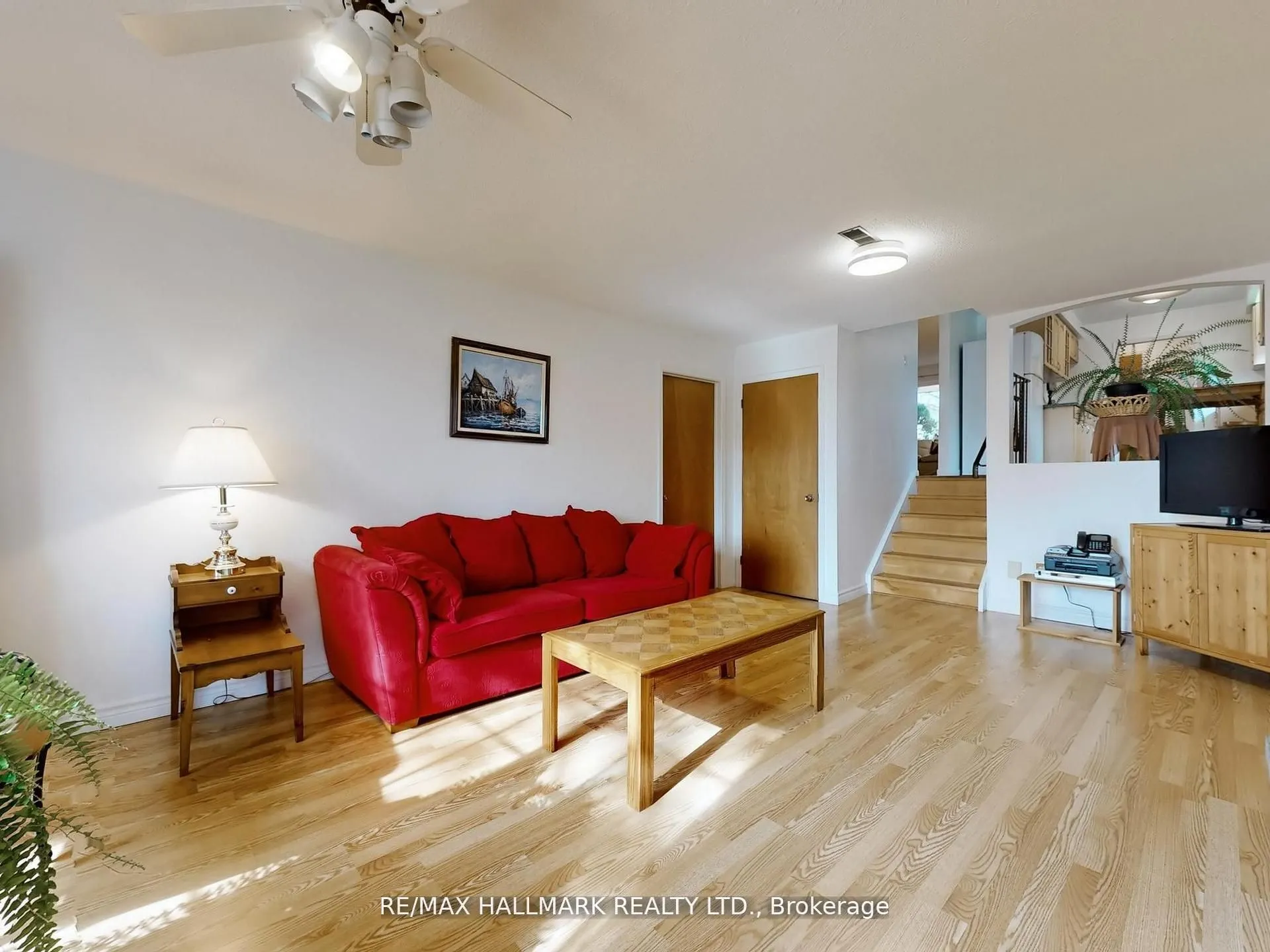 5193 Aurora Road