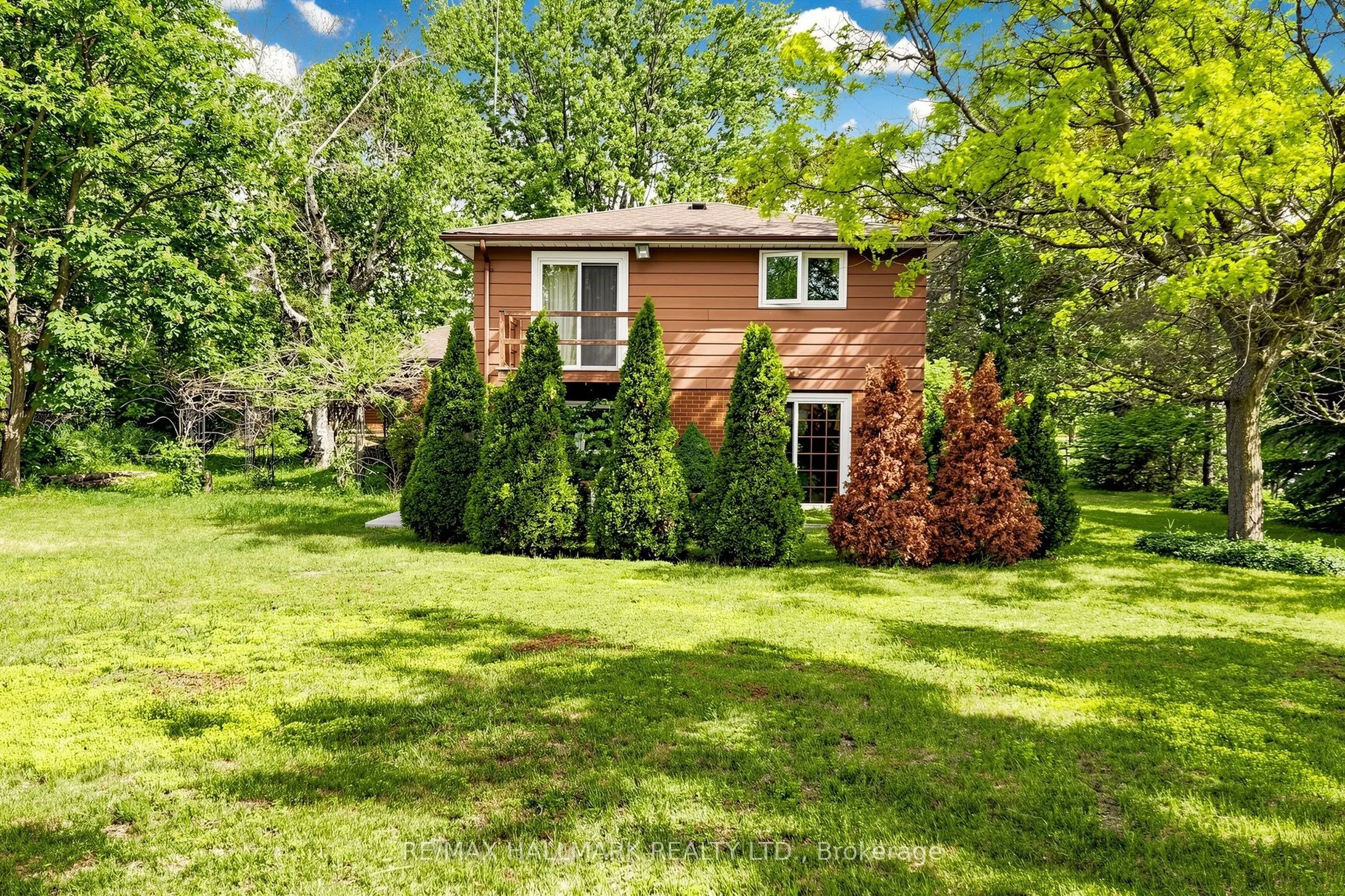 5193 Aurora Road