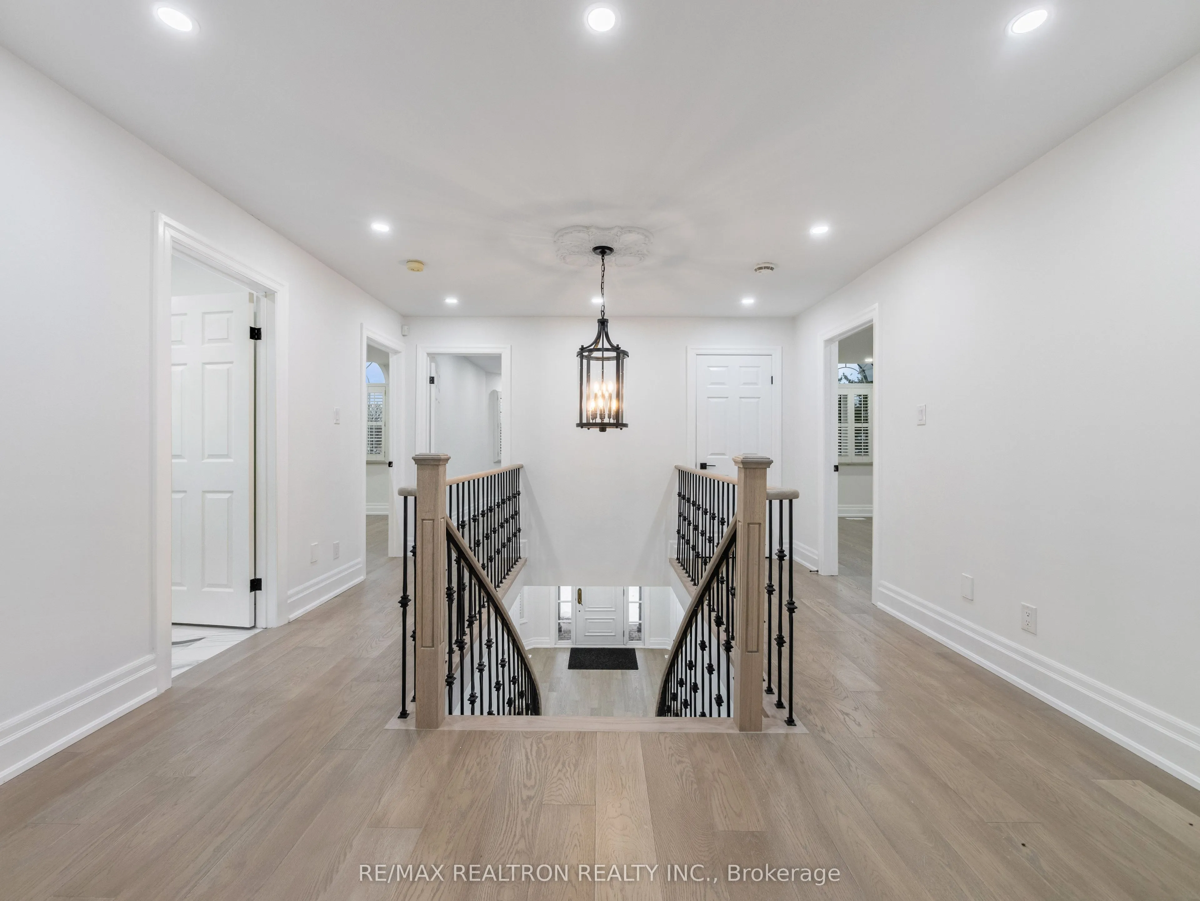 17 Sleepy Hollow Lane