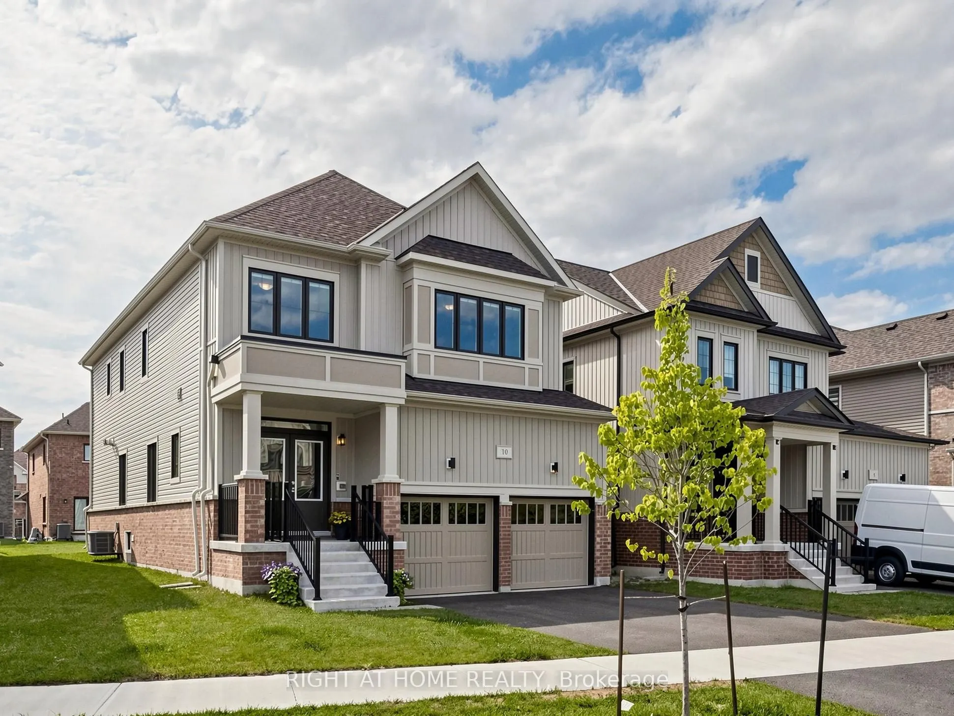 10 George Ellis Drive