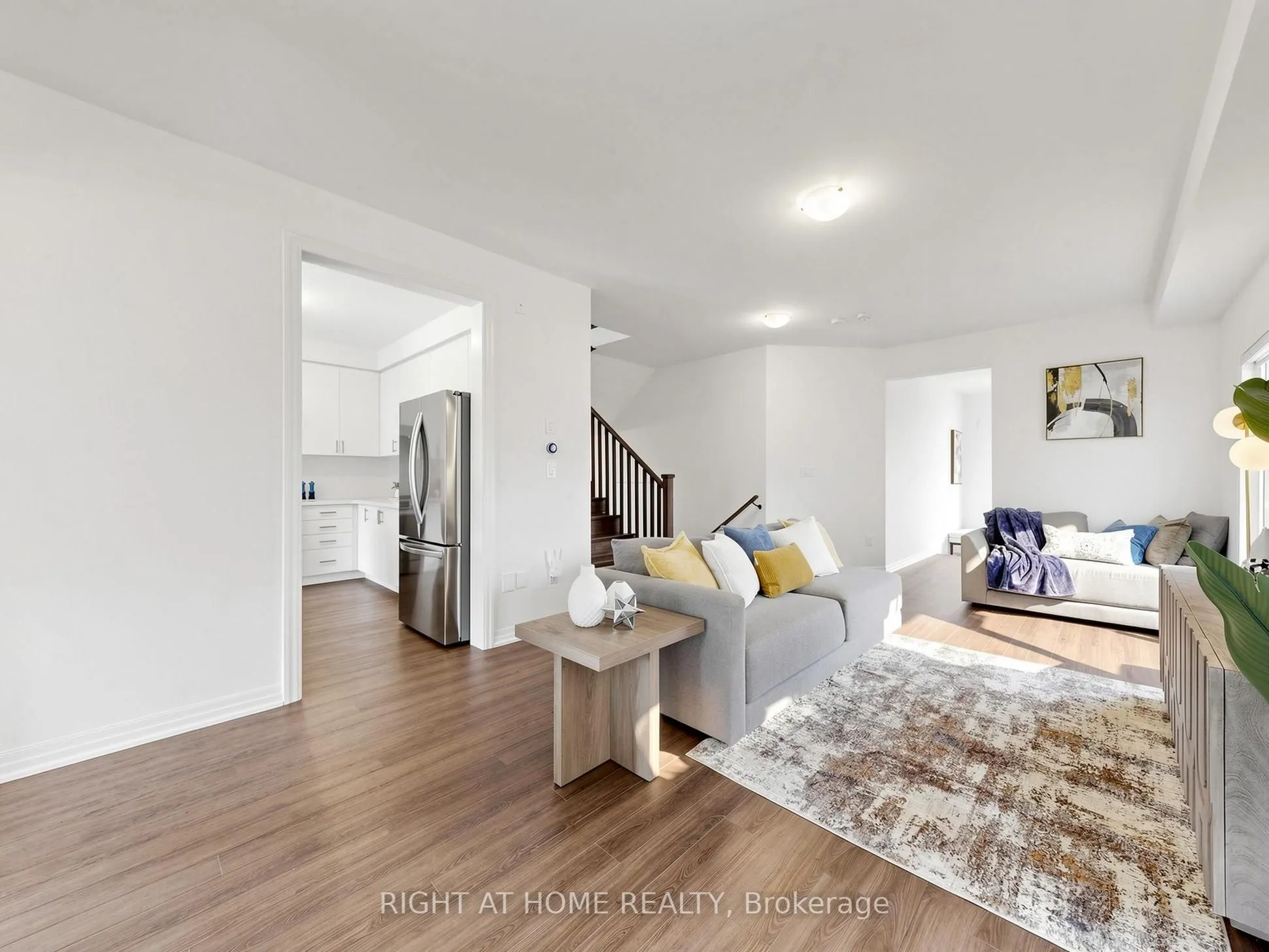 10 George Ellis Drive