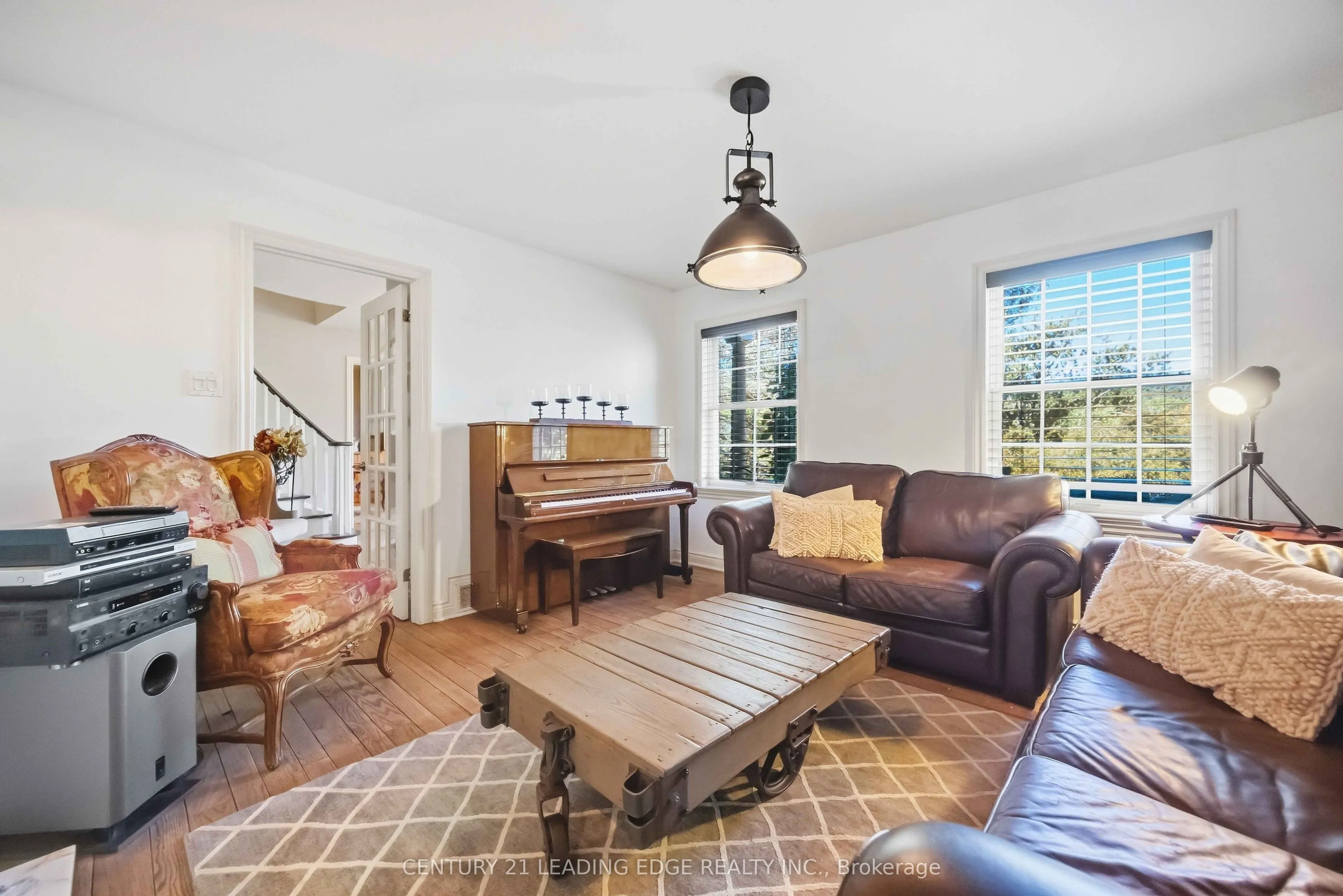 7 Alta Drive
