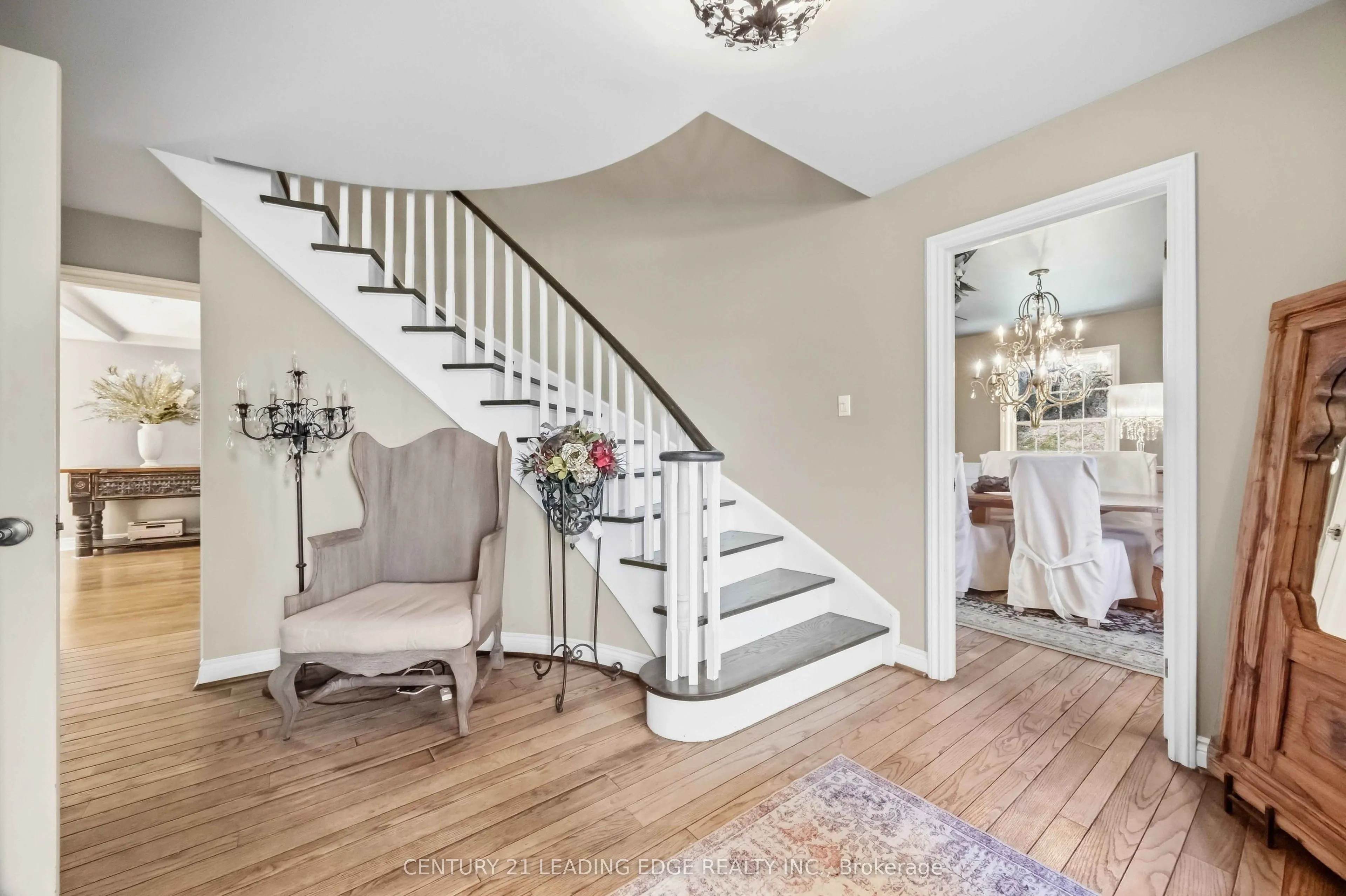 7 Alta Drive