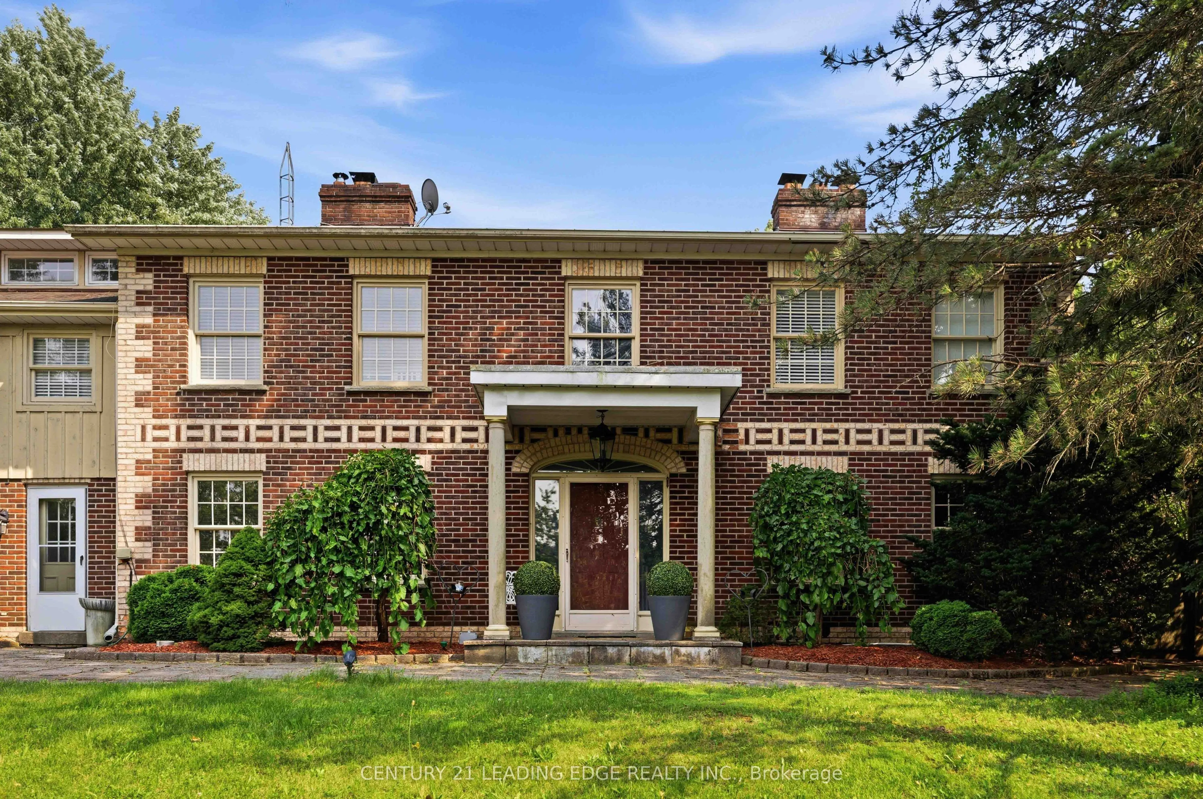 7 Alta Drive