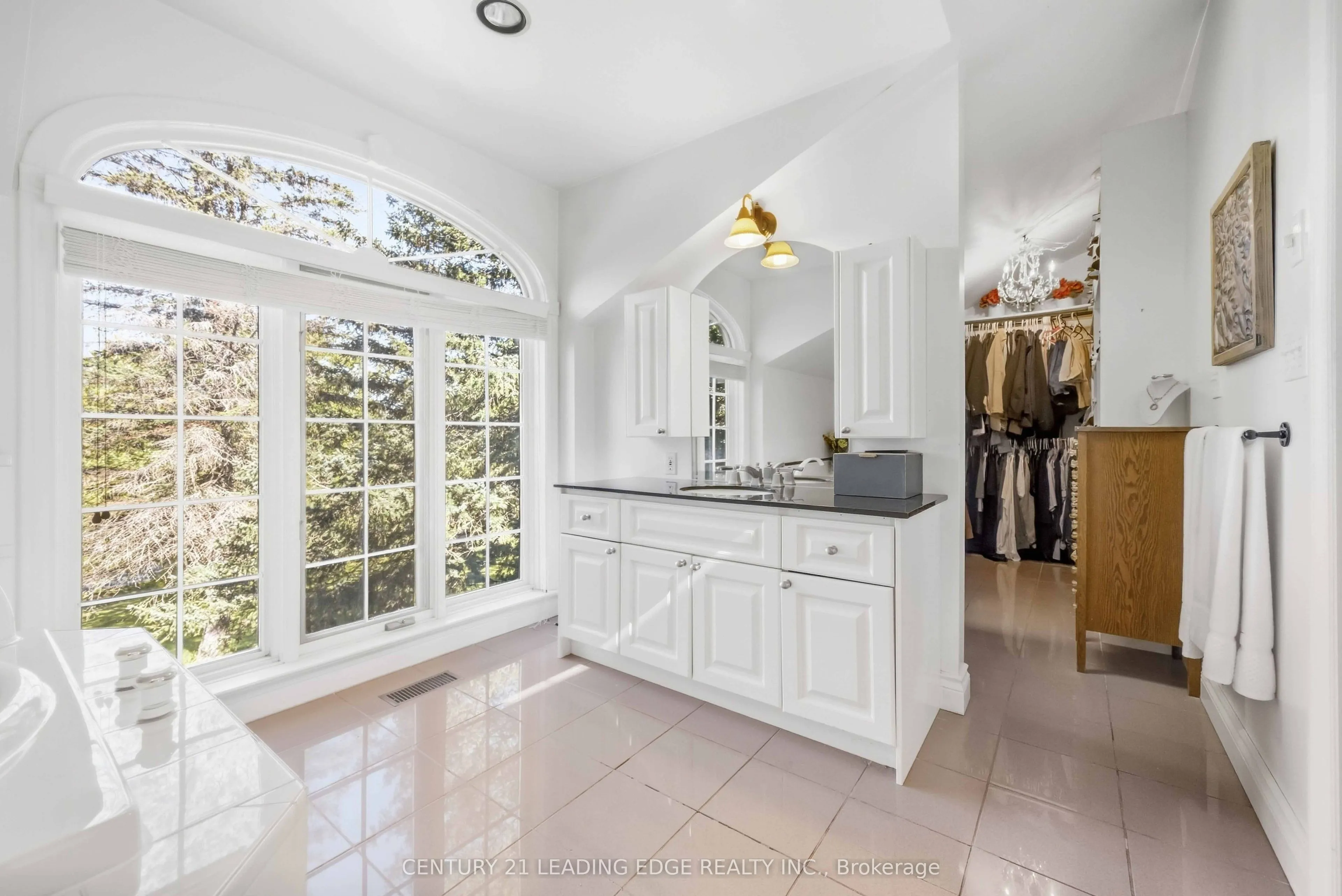 7 Alta Drive