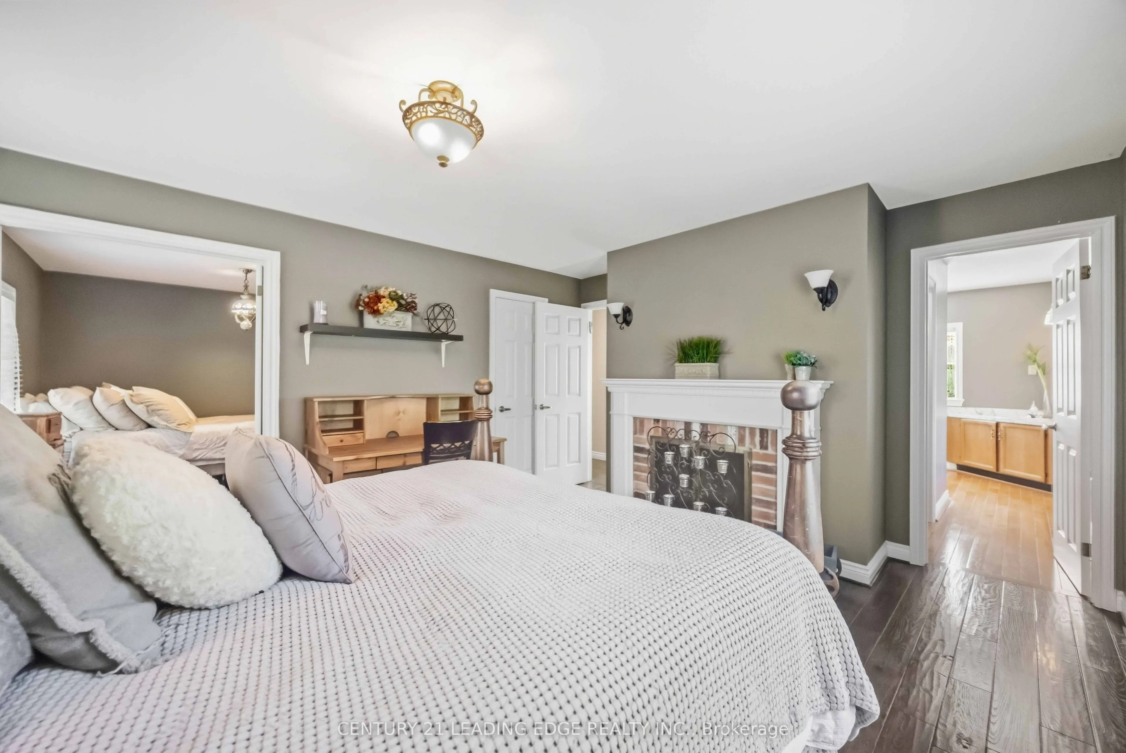 7 Alta Drive