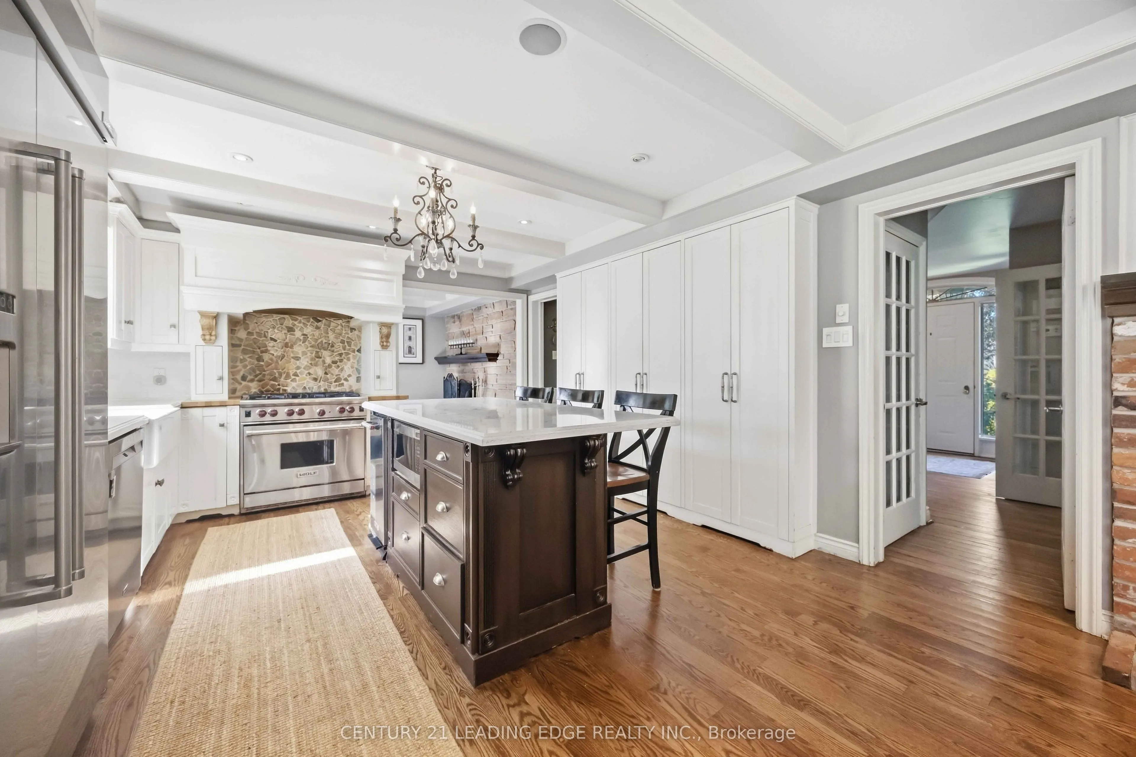 7 Alta Drive