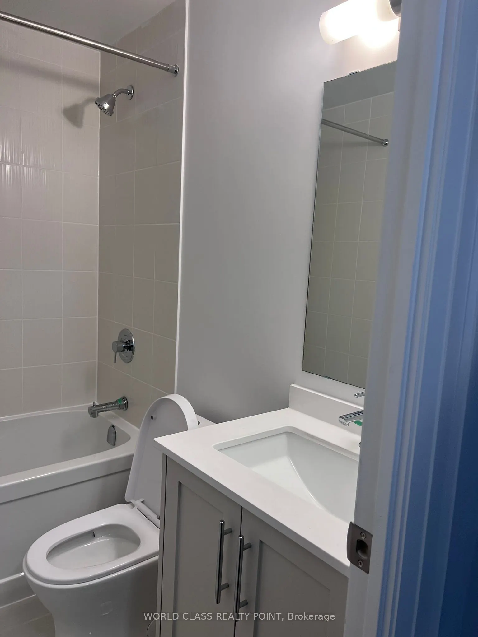 20 Gatineau Drive #408