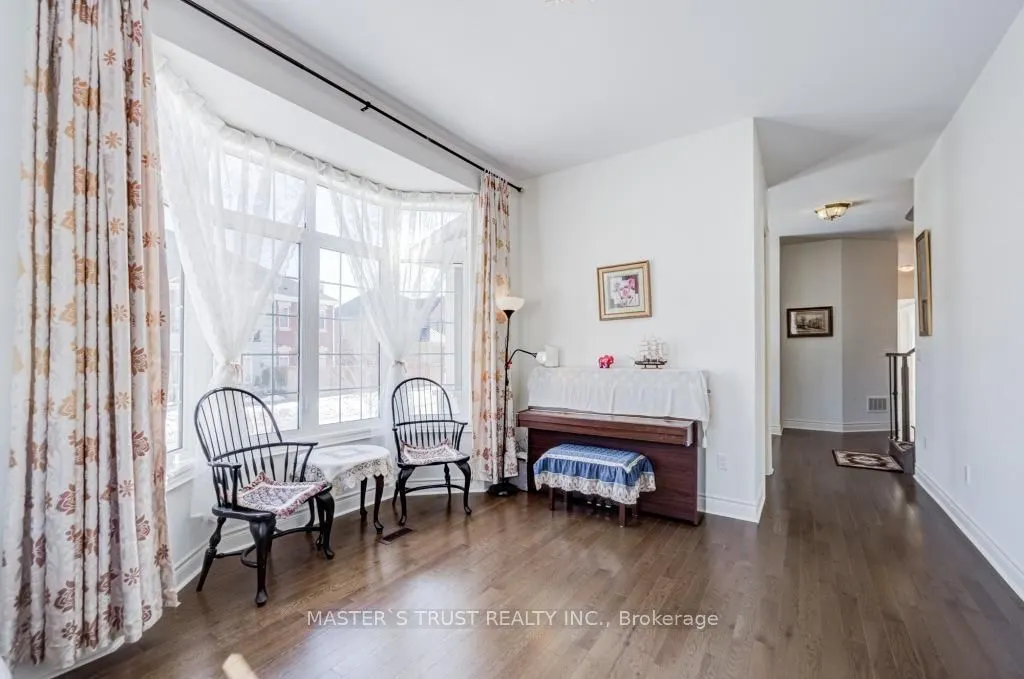 57 Tupling Street