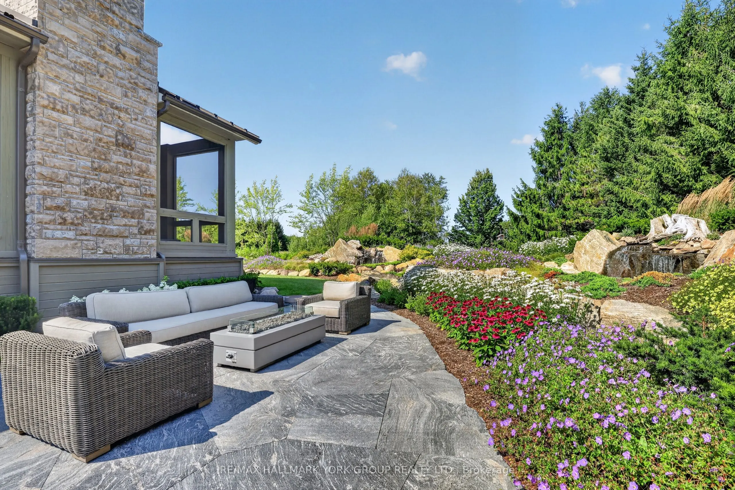 13 Newton Reed Crescent