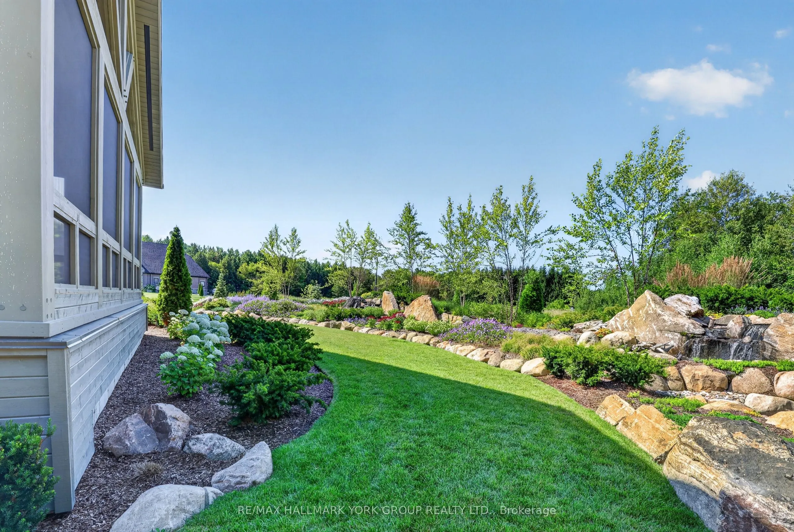 13 Newton Reed Crescent
