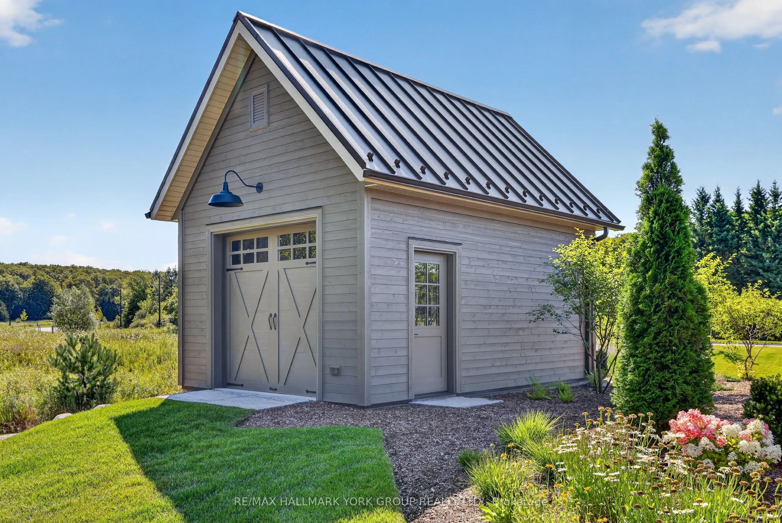 13 Newton Reed Crescent