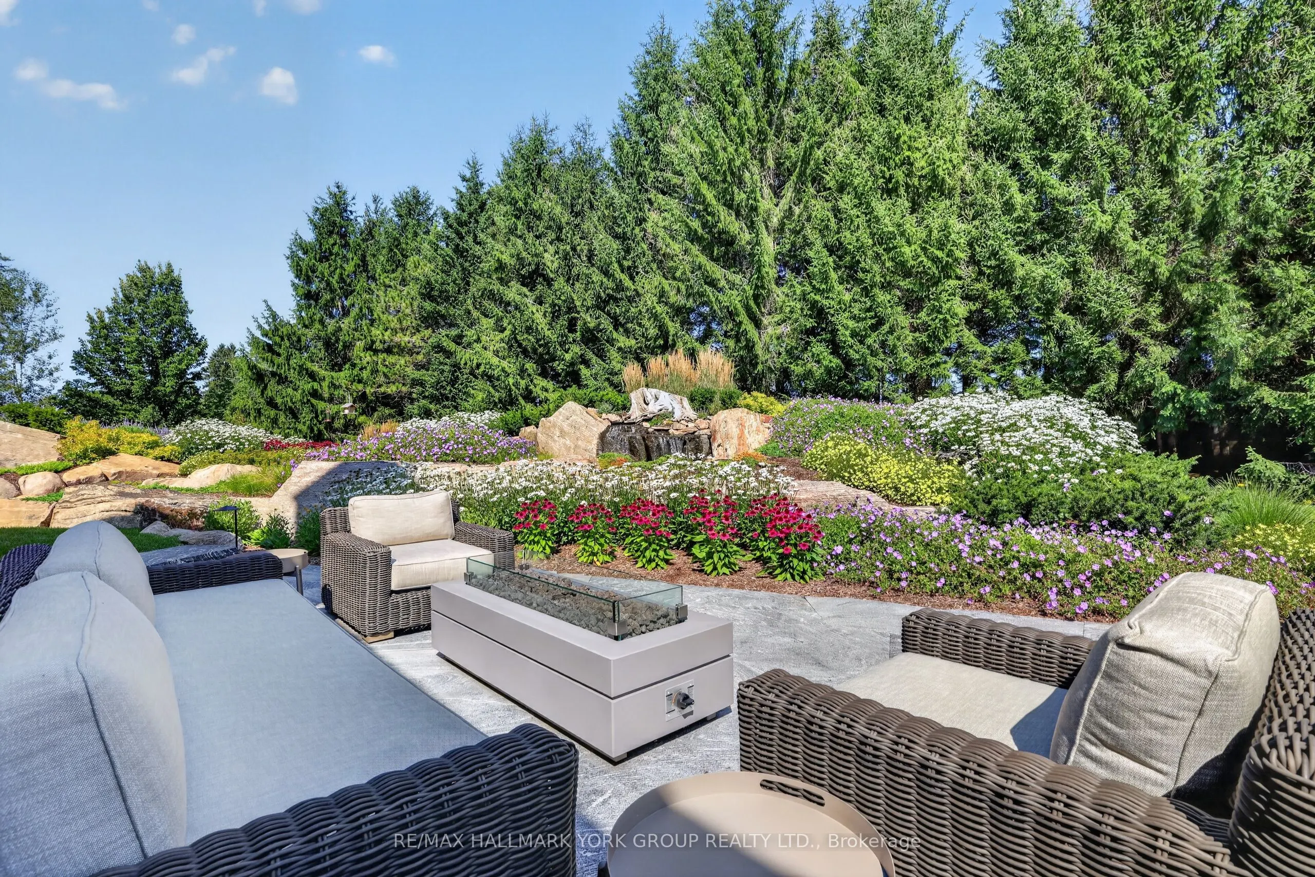 13 Newton Reed Crescent