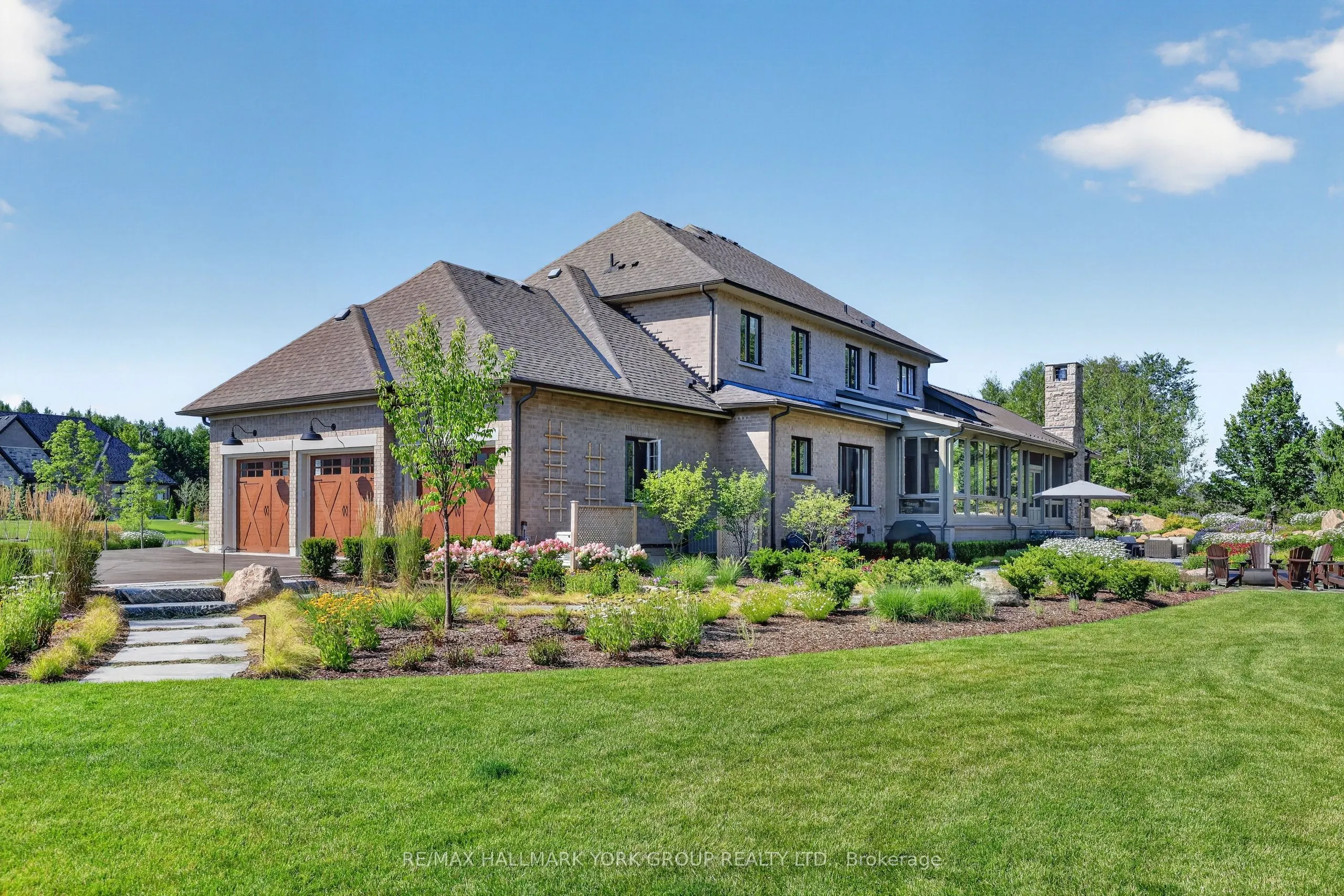 13 Newton Reed Crescent