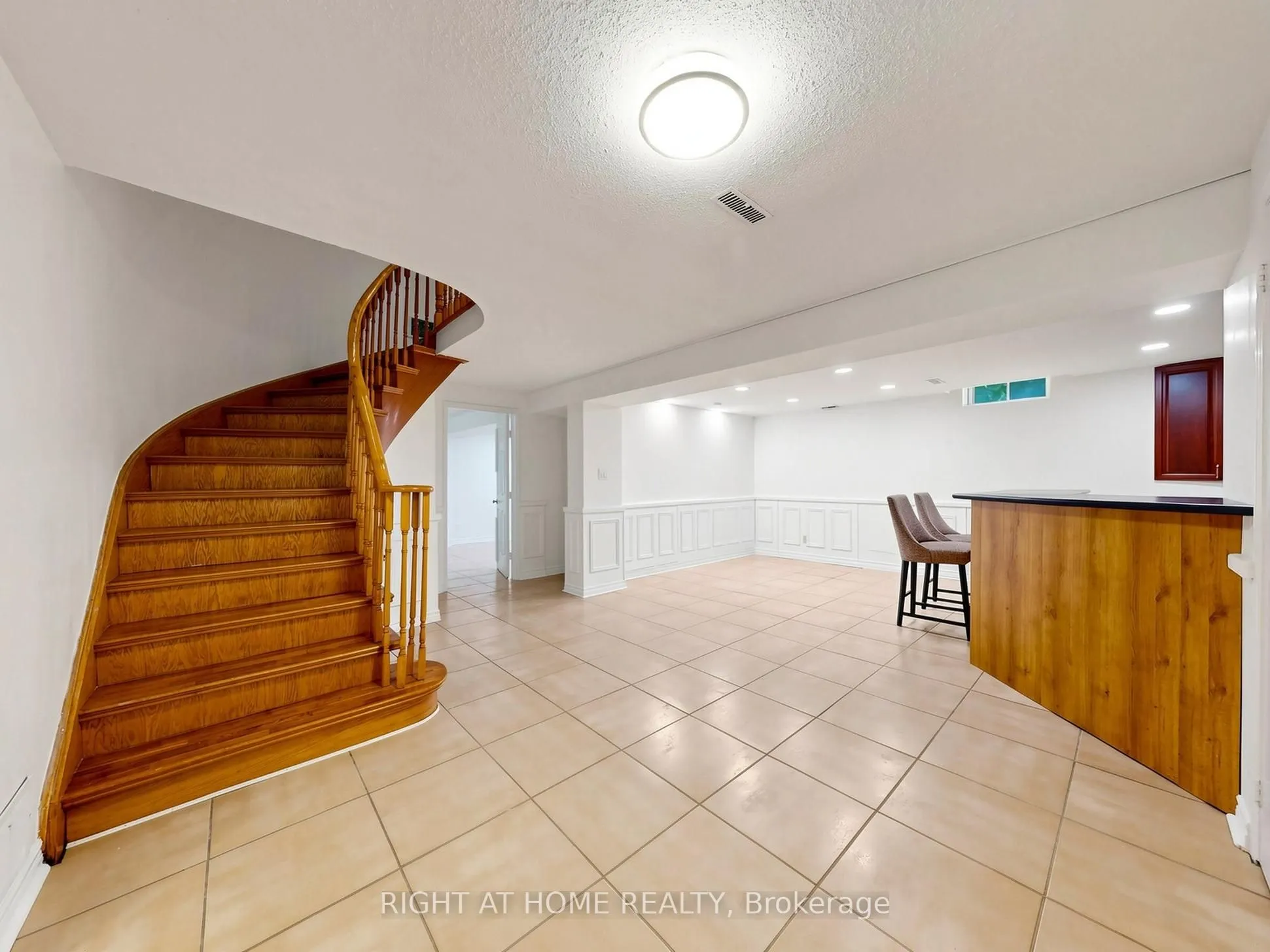 43 Topham Crescent