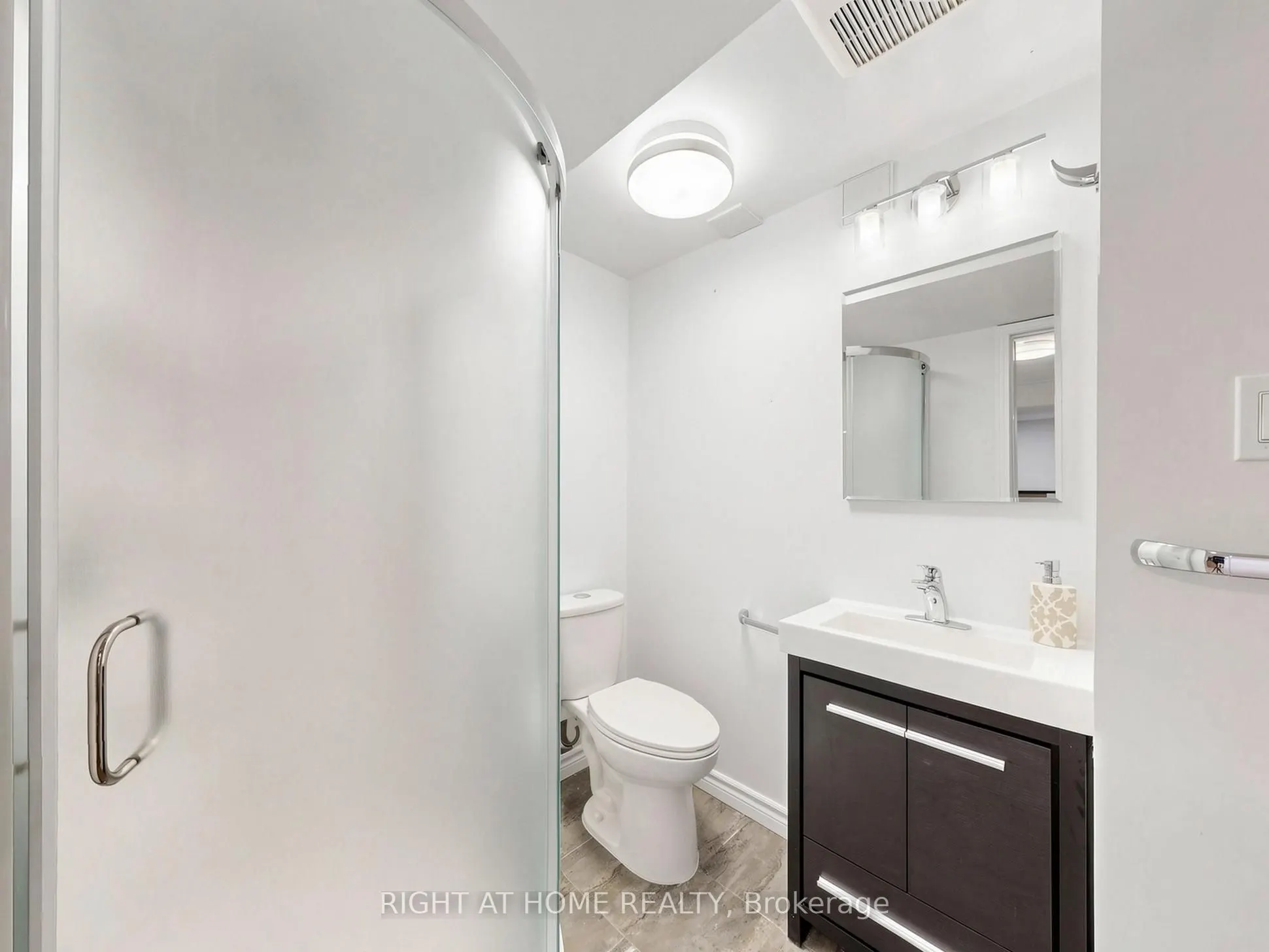 43 Topham Crescent