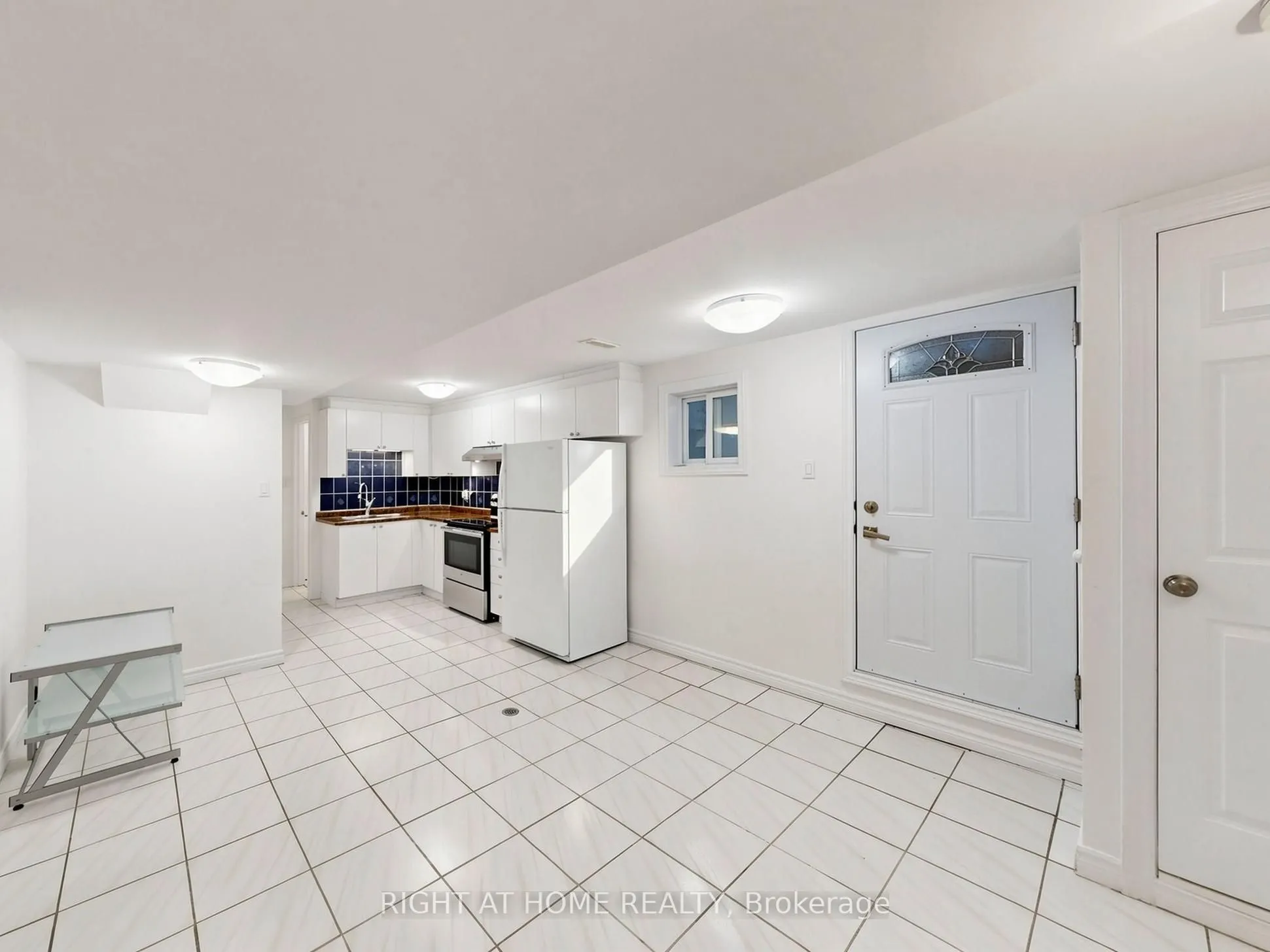 43 Topham Crescent