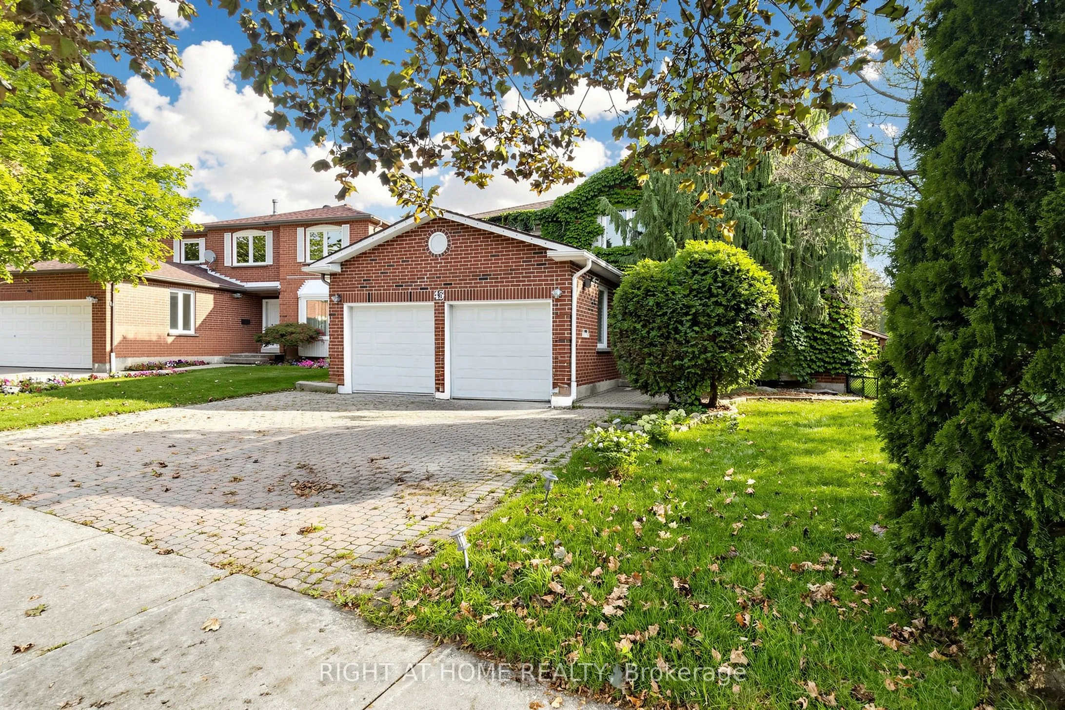 43 Topham Crescent
