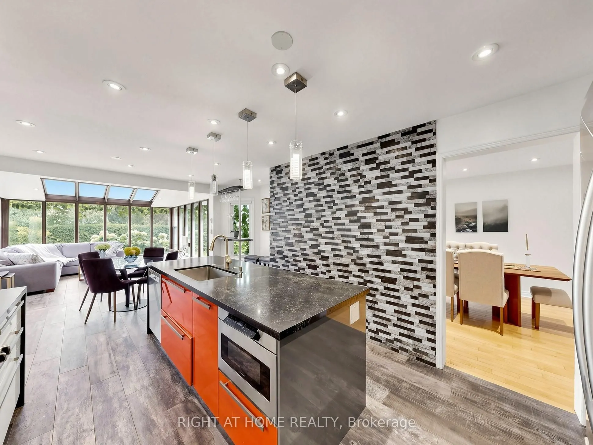 43 Topham Crescent