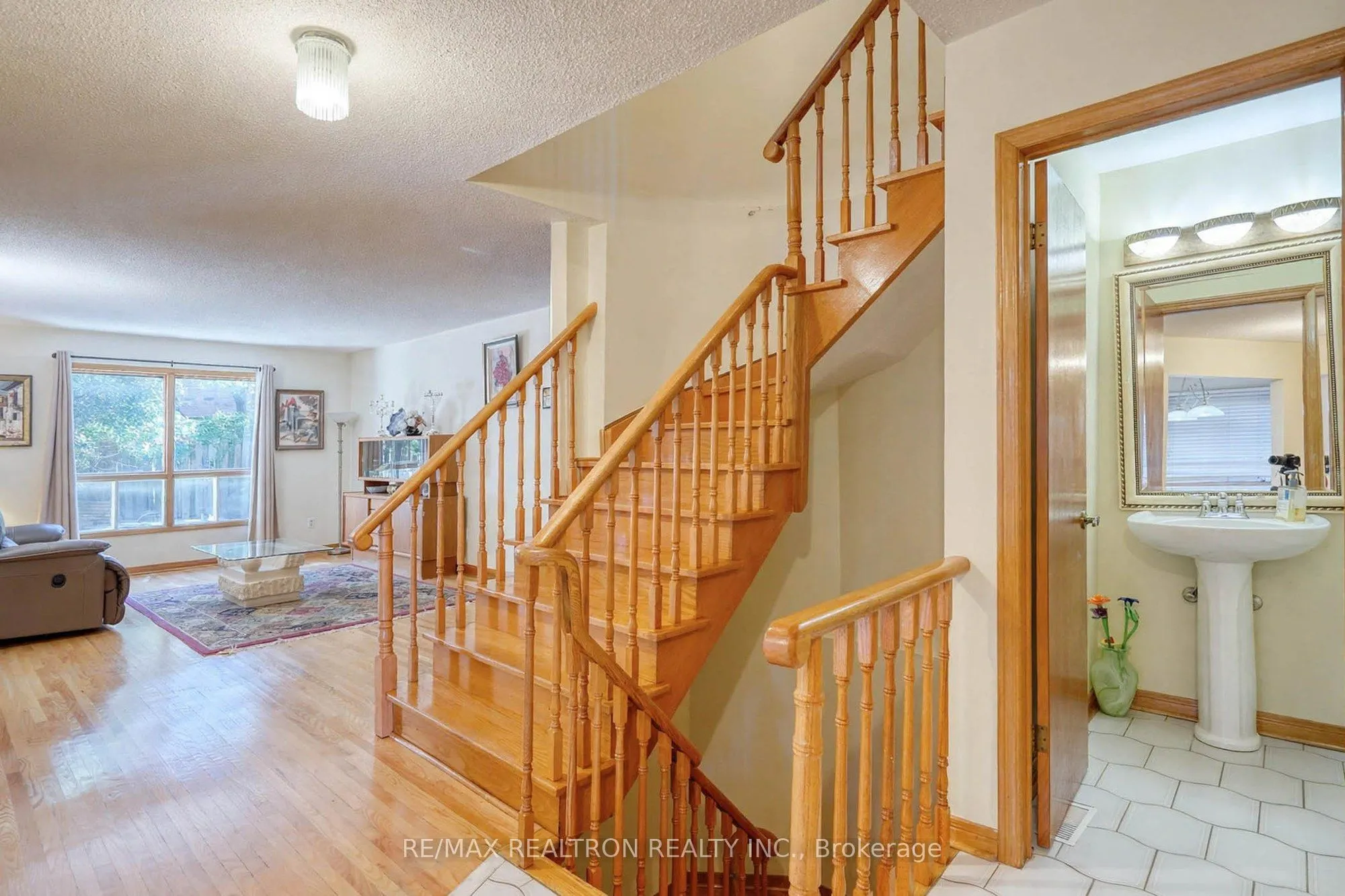 38 Kimbergate Way