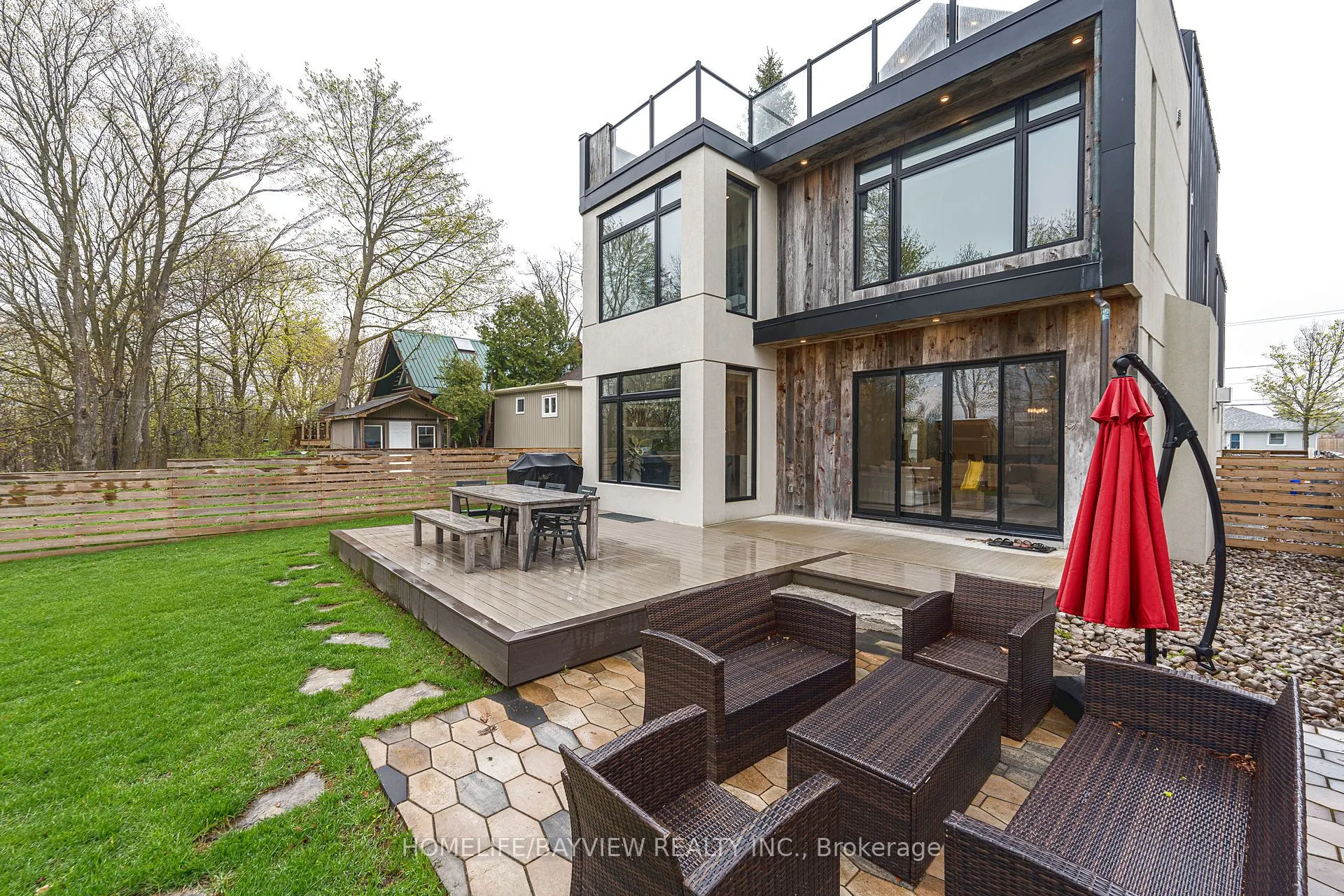 16 Windsor Drive