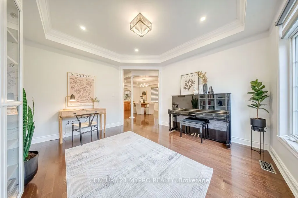 1032 Wilbur Pipher Circle