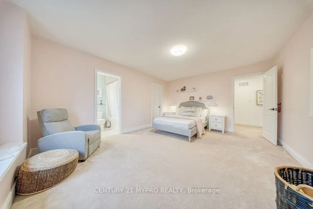 1032 Wilbur Pipher Circle