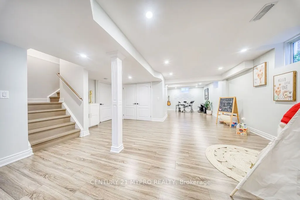1032 Wilbur Pipher Circle